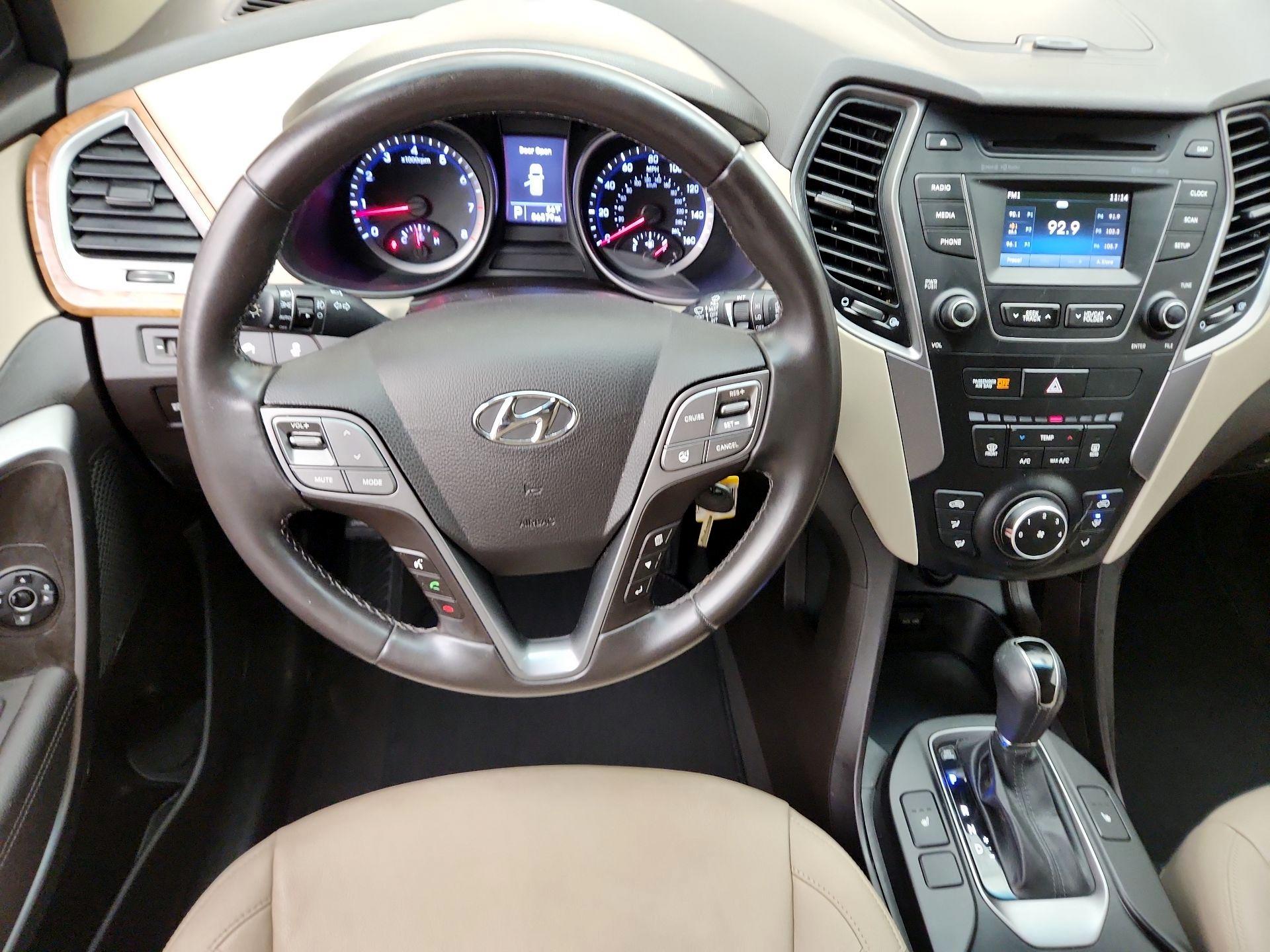 Thumbnail: 2014 Hyundai Santa Fe - 10