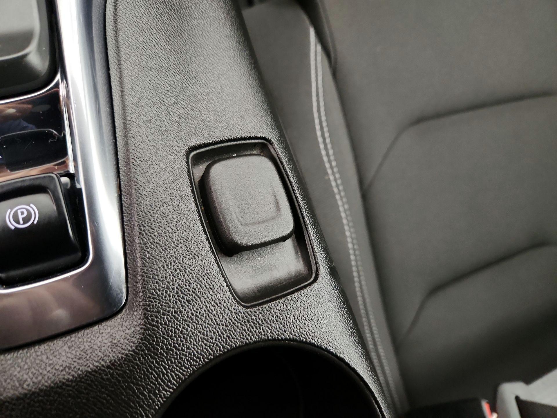 Thumbnail: 2024 Chevrolet Camaro - 17