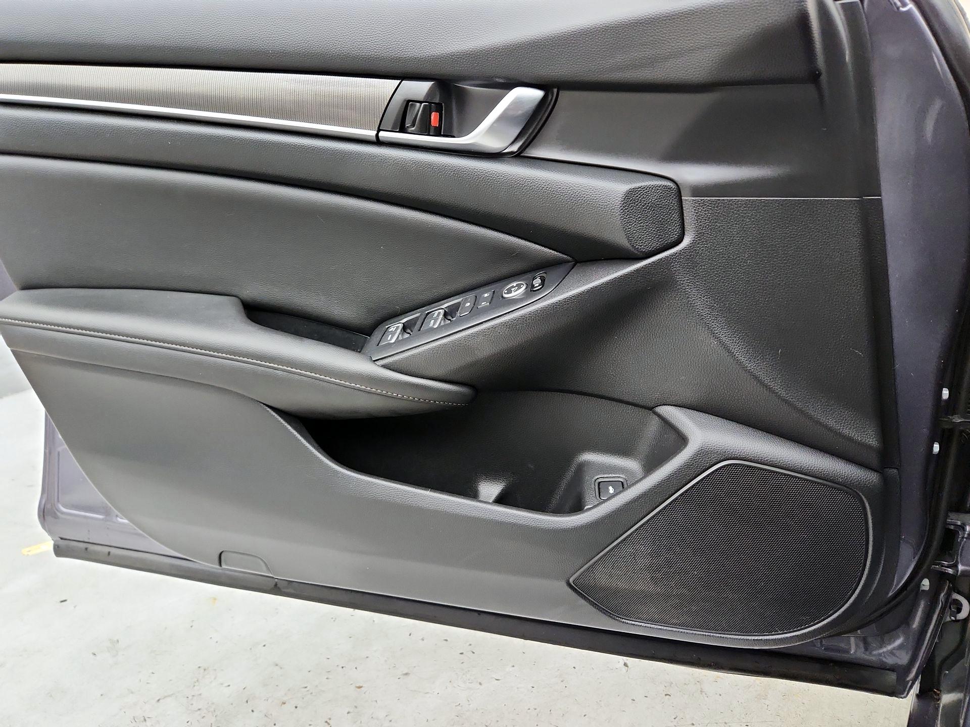 Thumbnail: 2020 Honda Accord - 12