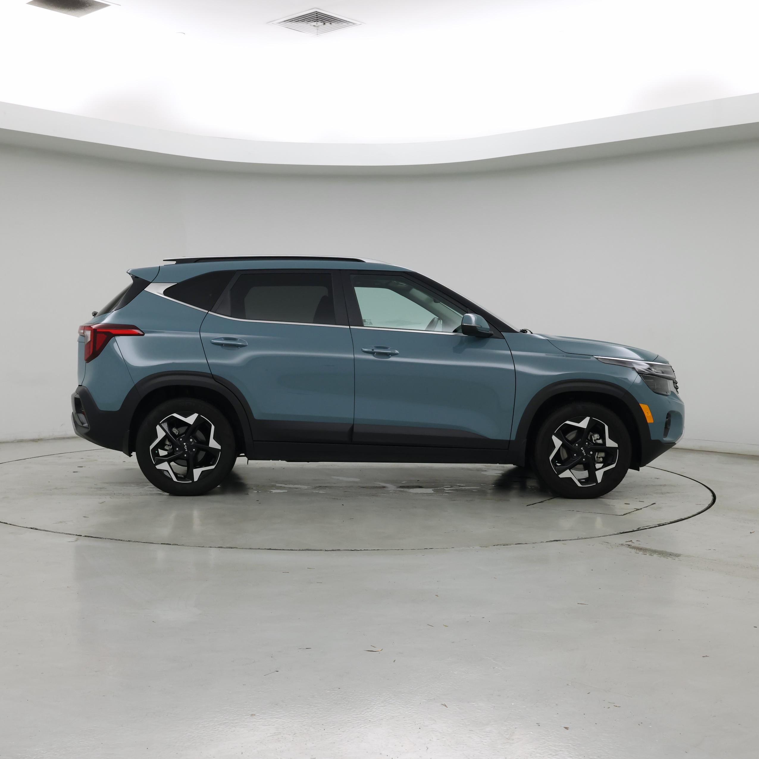 Thumbnail: 2025 Kia Seltos - 7