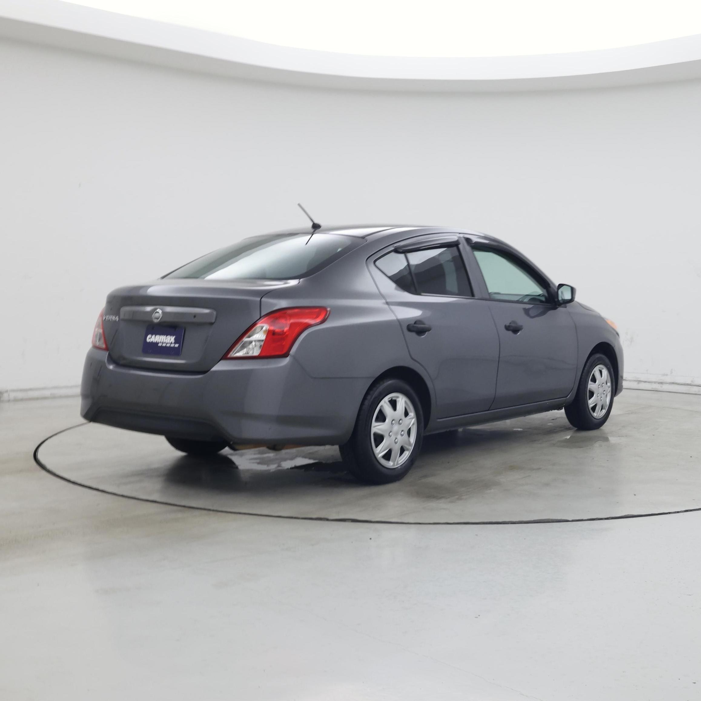 Thumbnail: 2017 Nissan Versa - 8