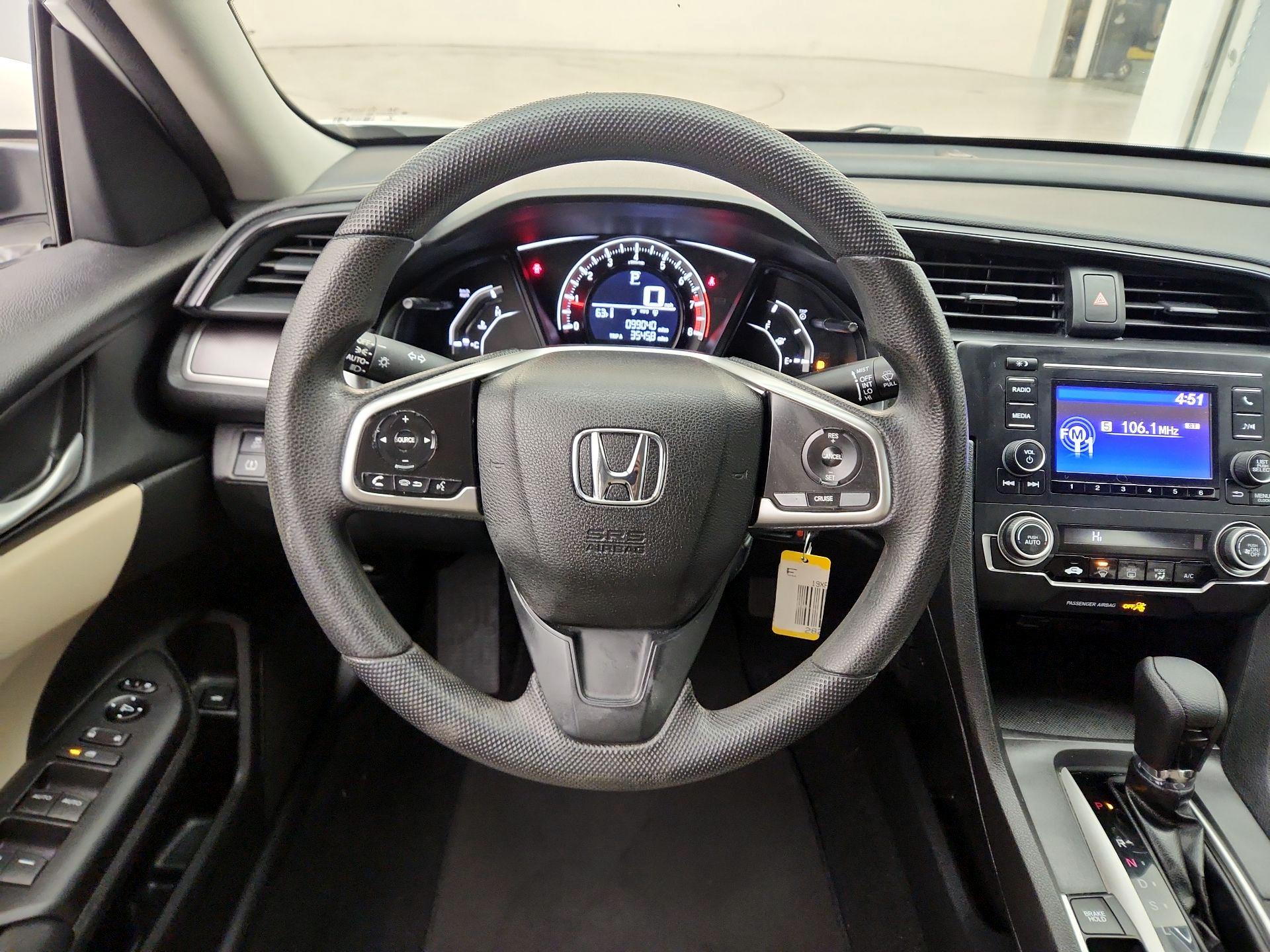 Thumbnail: 2016 Honda Civic - 10