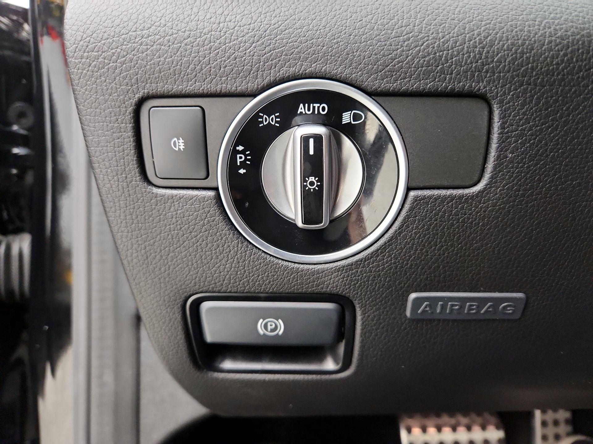 Thumbnail: 2019 Mercedes-Benz SLC - 13