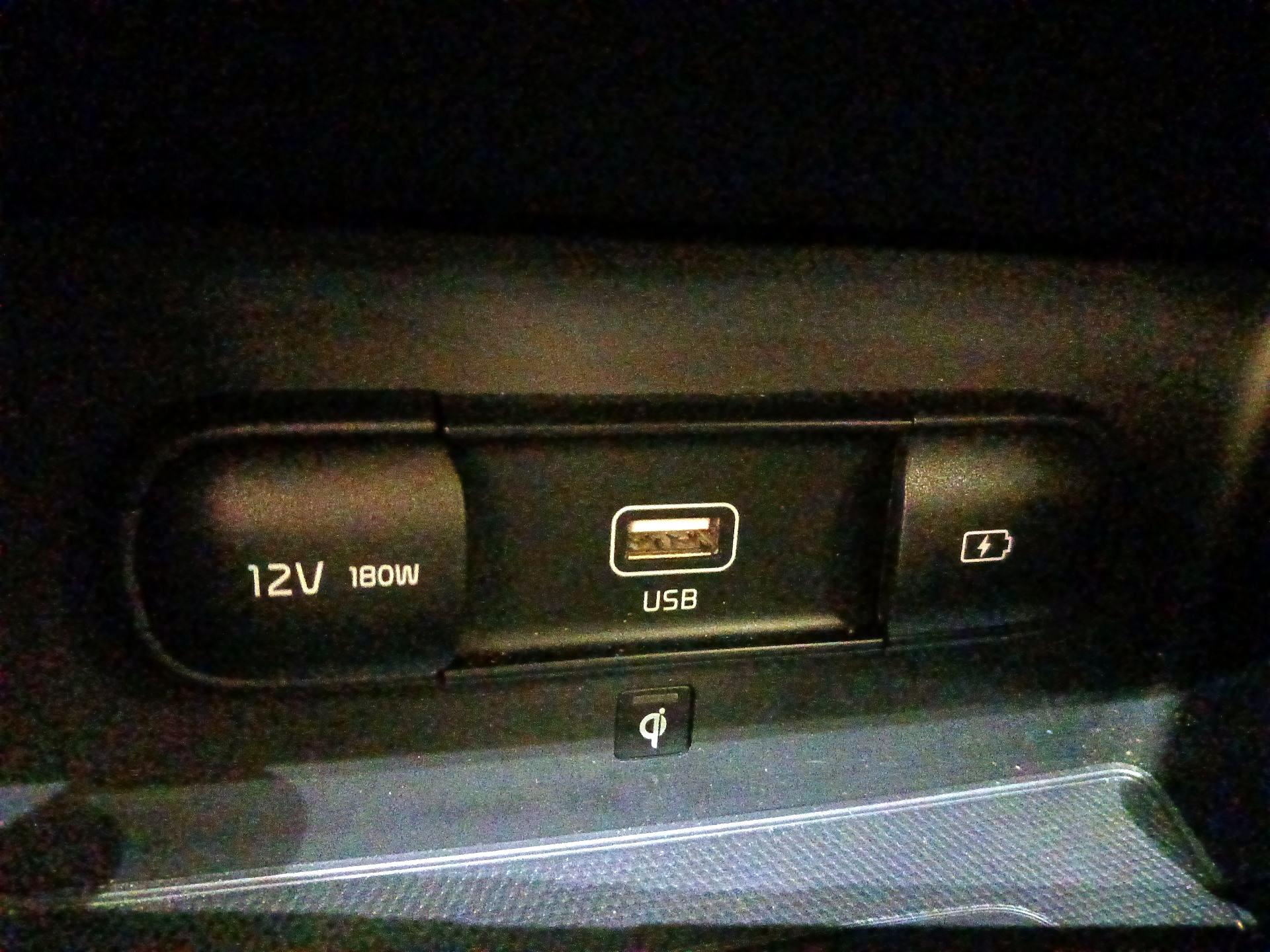 Thumbnail: 2022 Kia Niro - 19