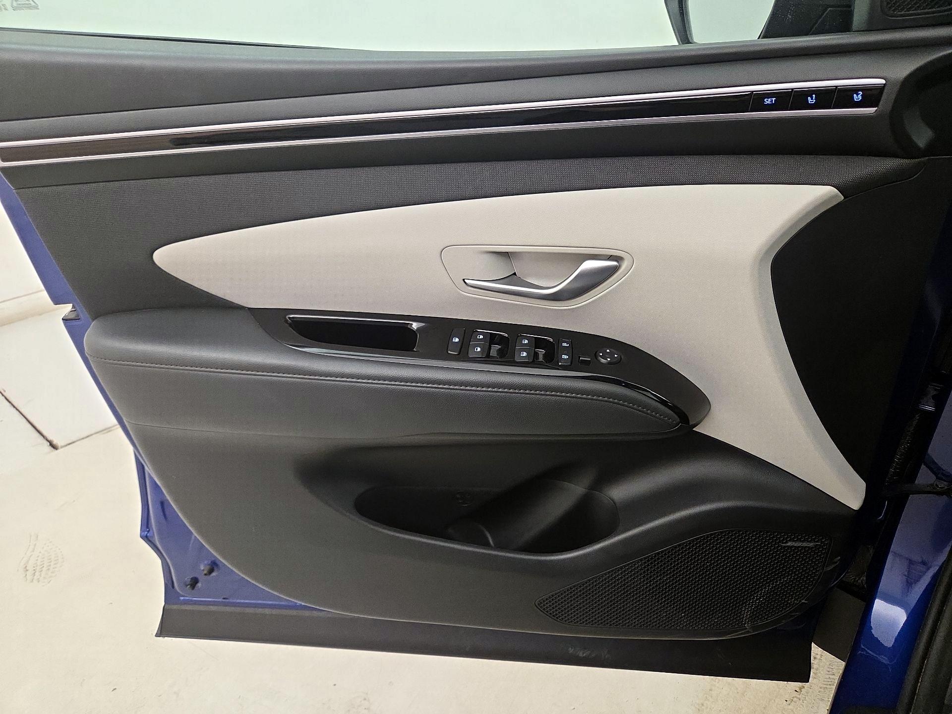 Thumbnail: 2023 Hyundai Tucson - 12