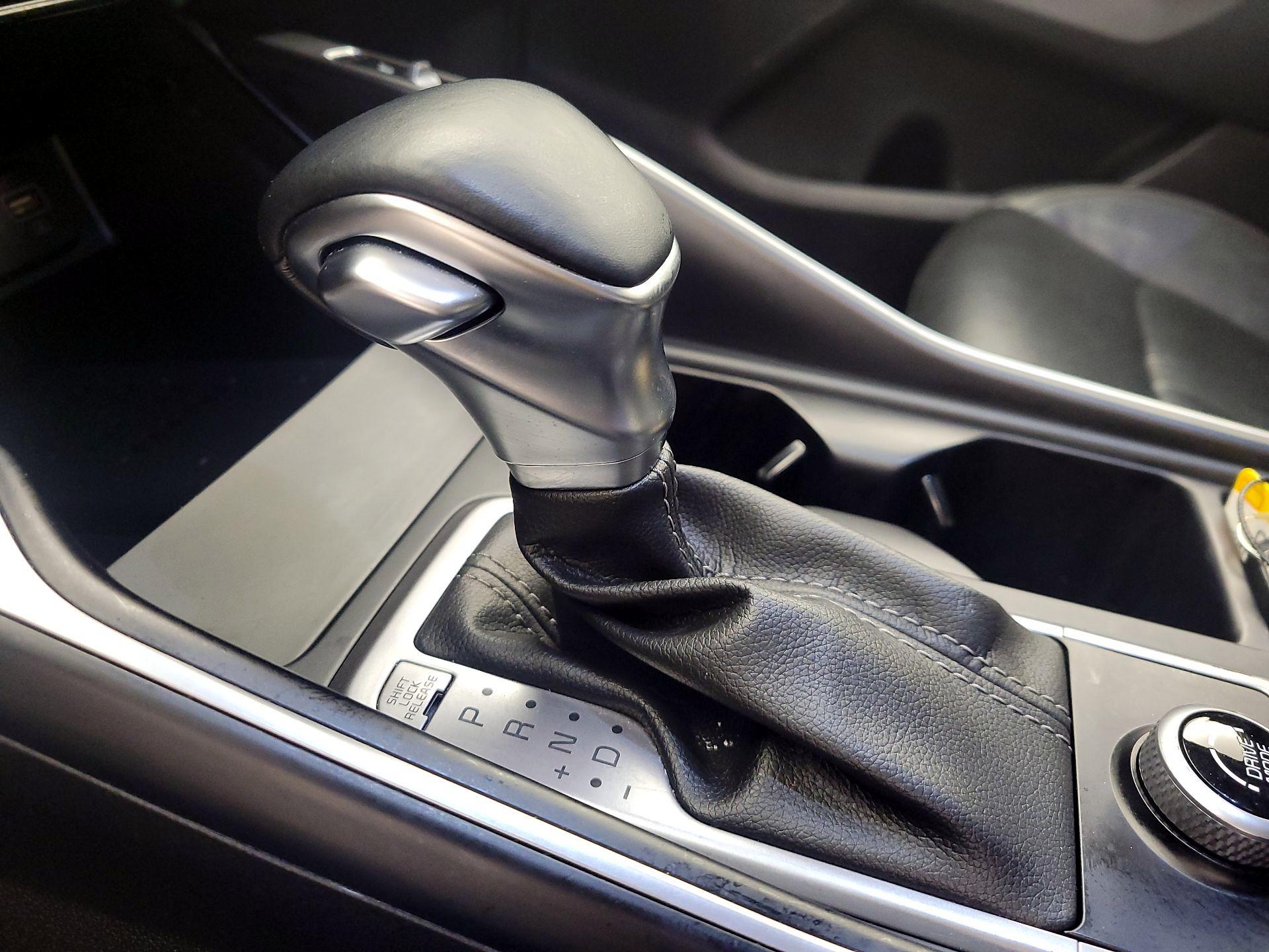 Thumbnail: 2023 Kia Sorento - 17