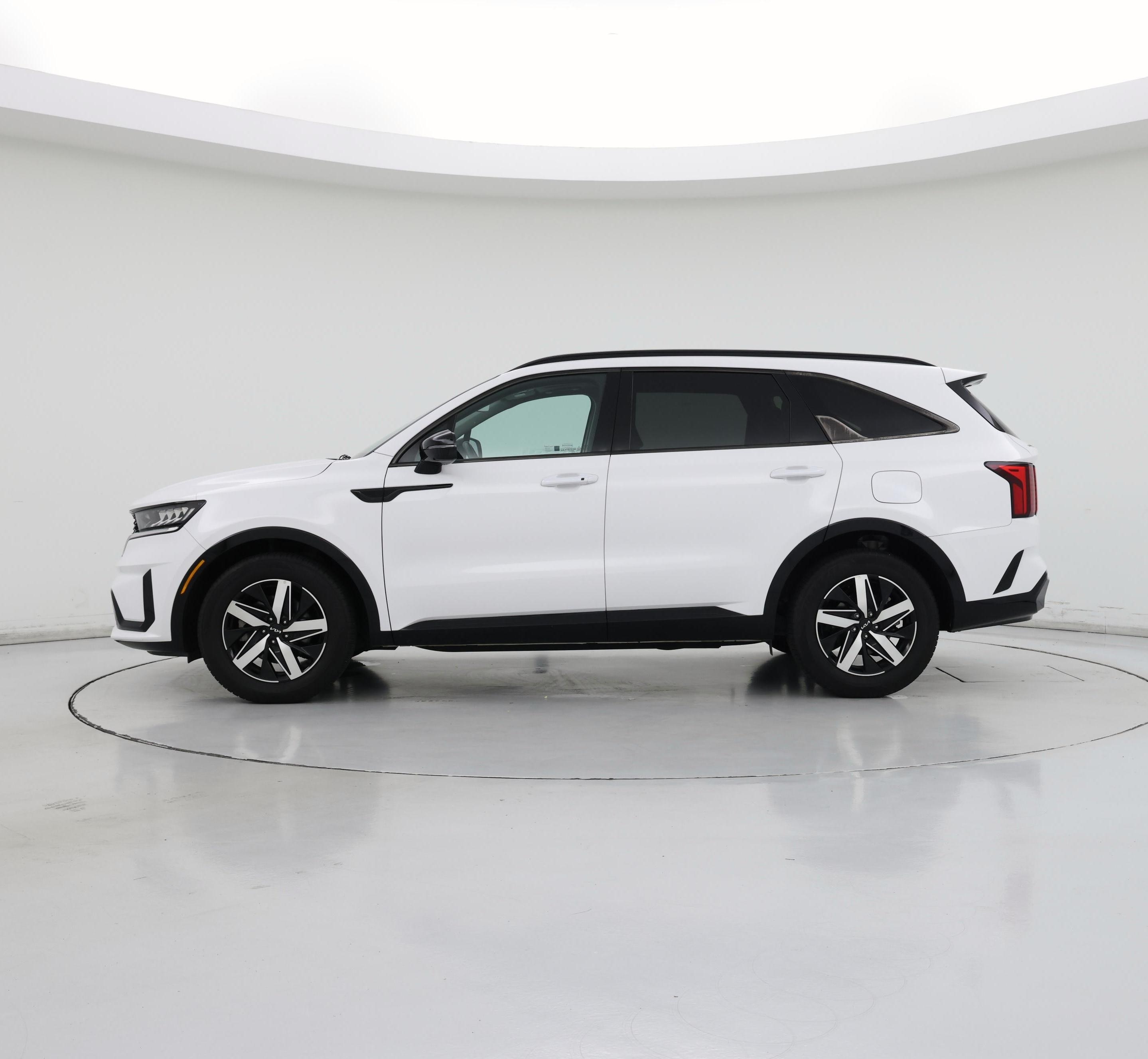 Thumbnail: 2023 Kia Sorento - 3