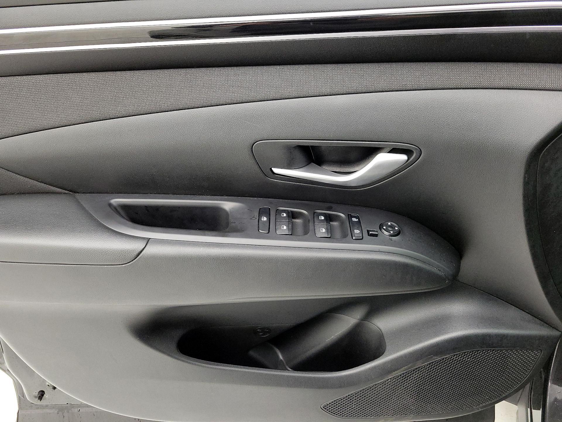 Thumbnail: 2023 Hyundai Tucson - 12