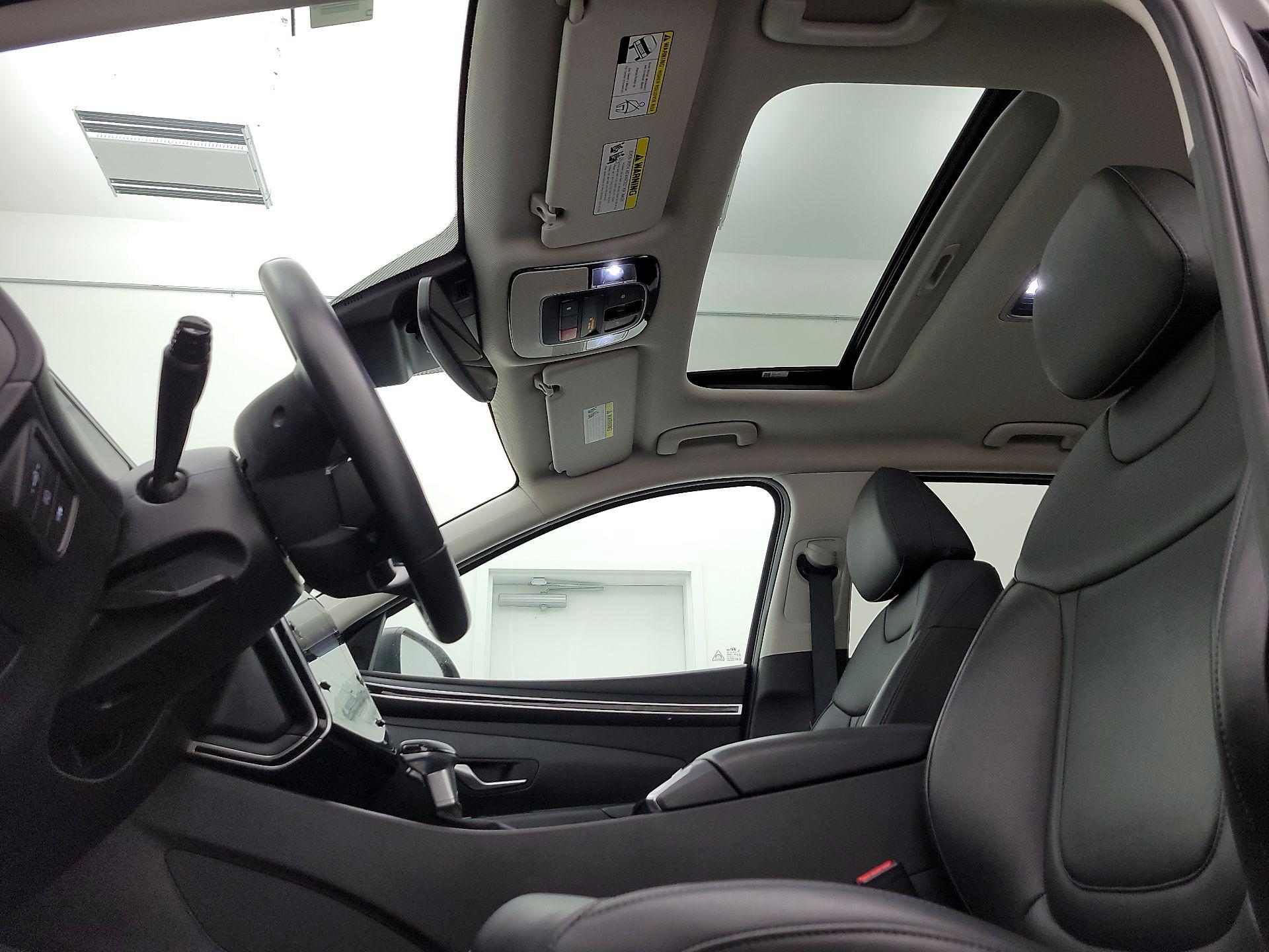 Thumbnail: 2023 Hyundai Tucson - 19