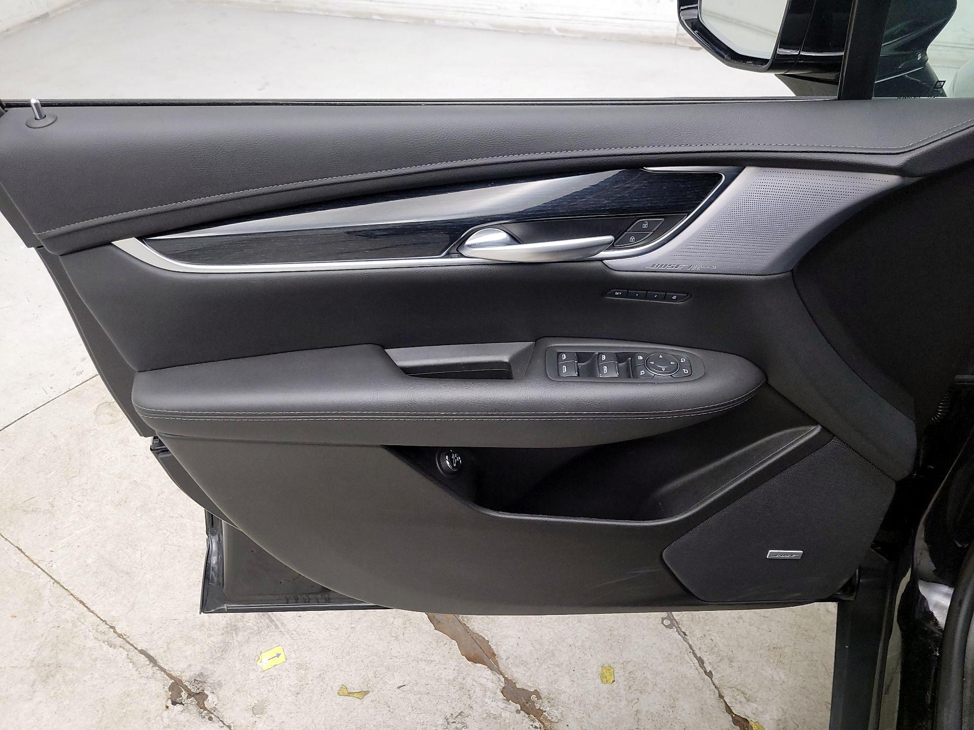 Thumbnail: 2025 Cadillac XT5 - 12