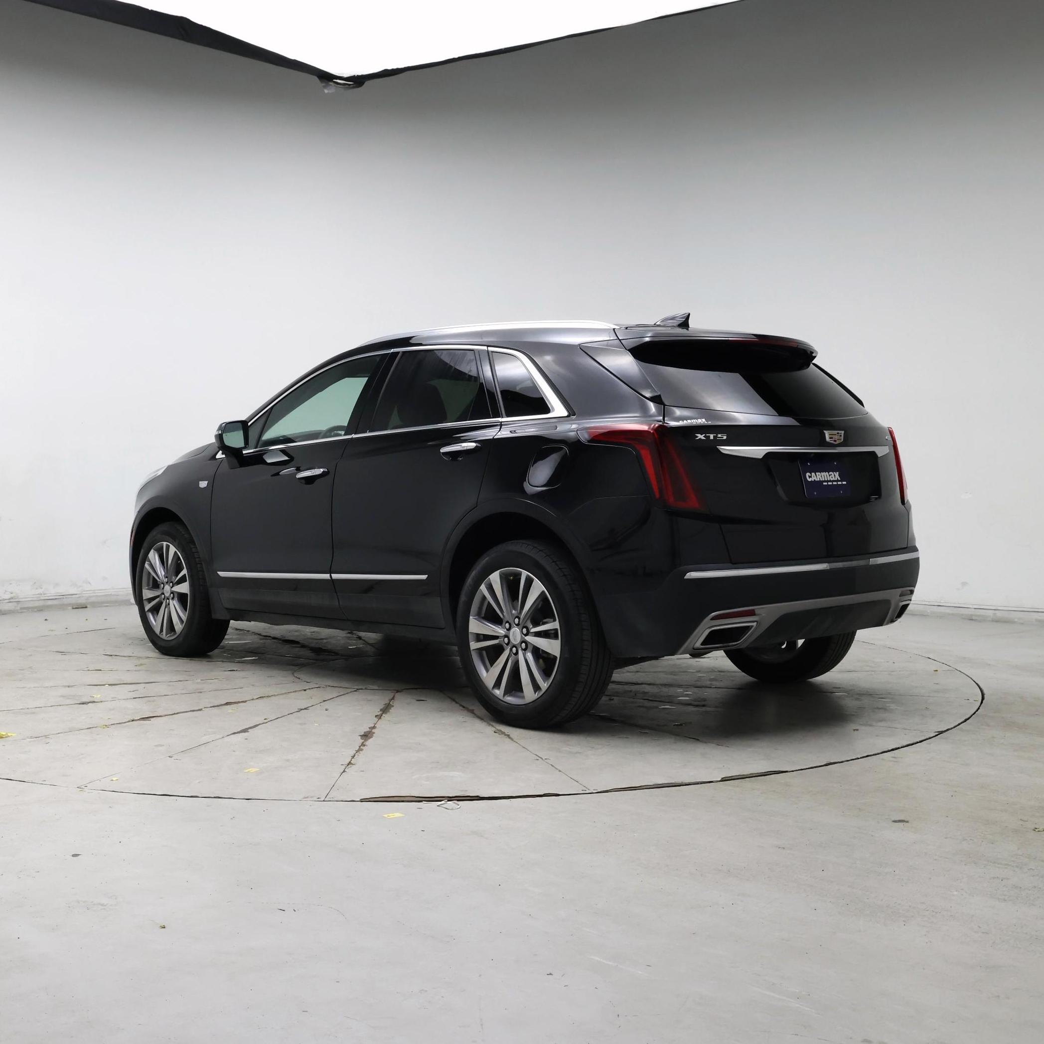 Thumbnail: 2025 Cadillac XT5 - 2