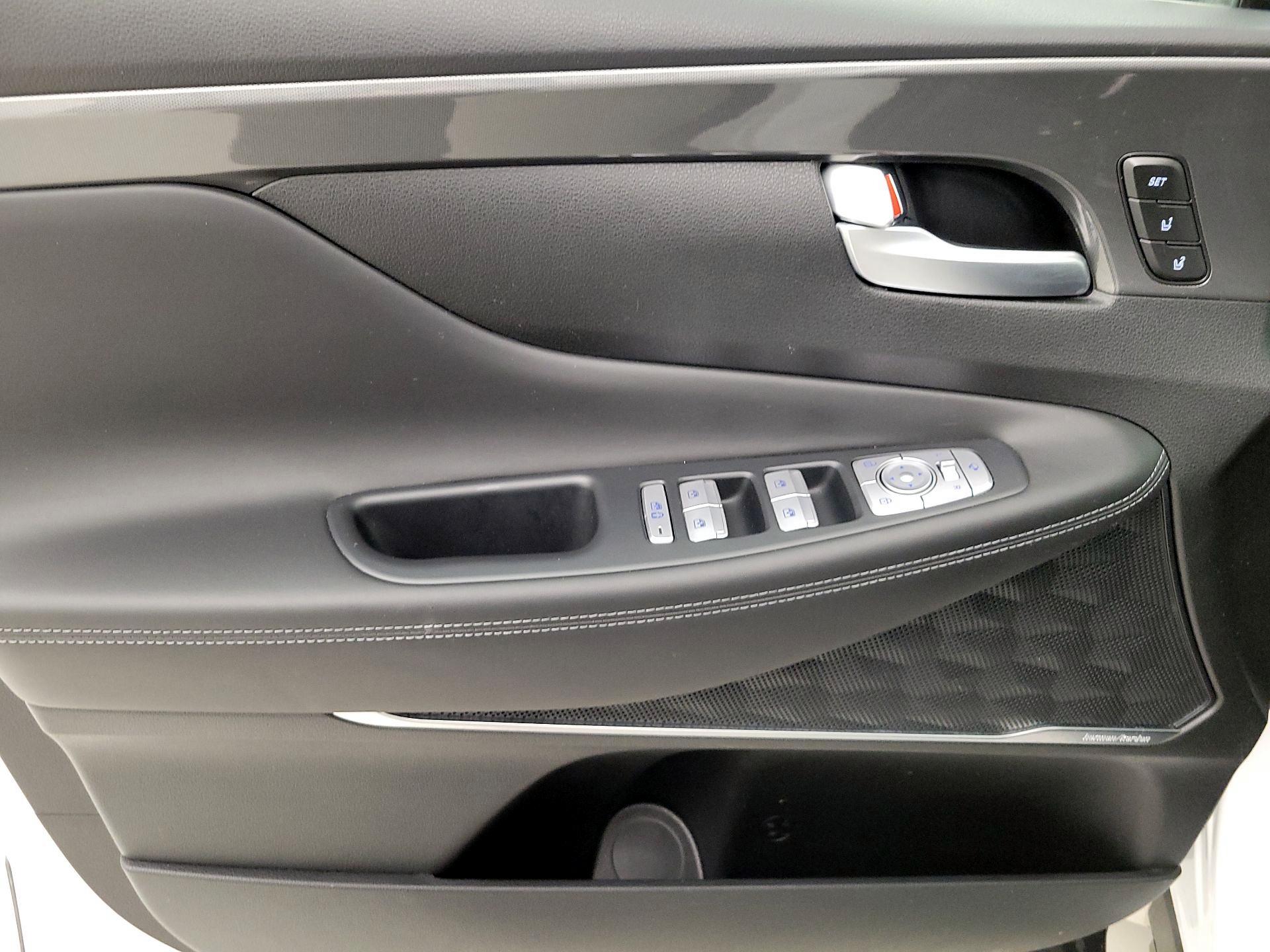 Thumbnail: 2023 Hyundai Santa Fe - 12