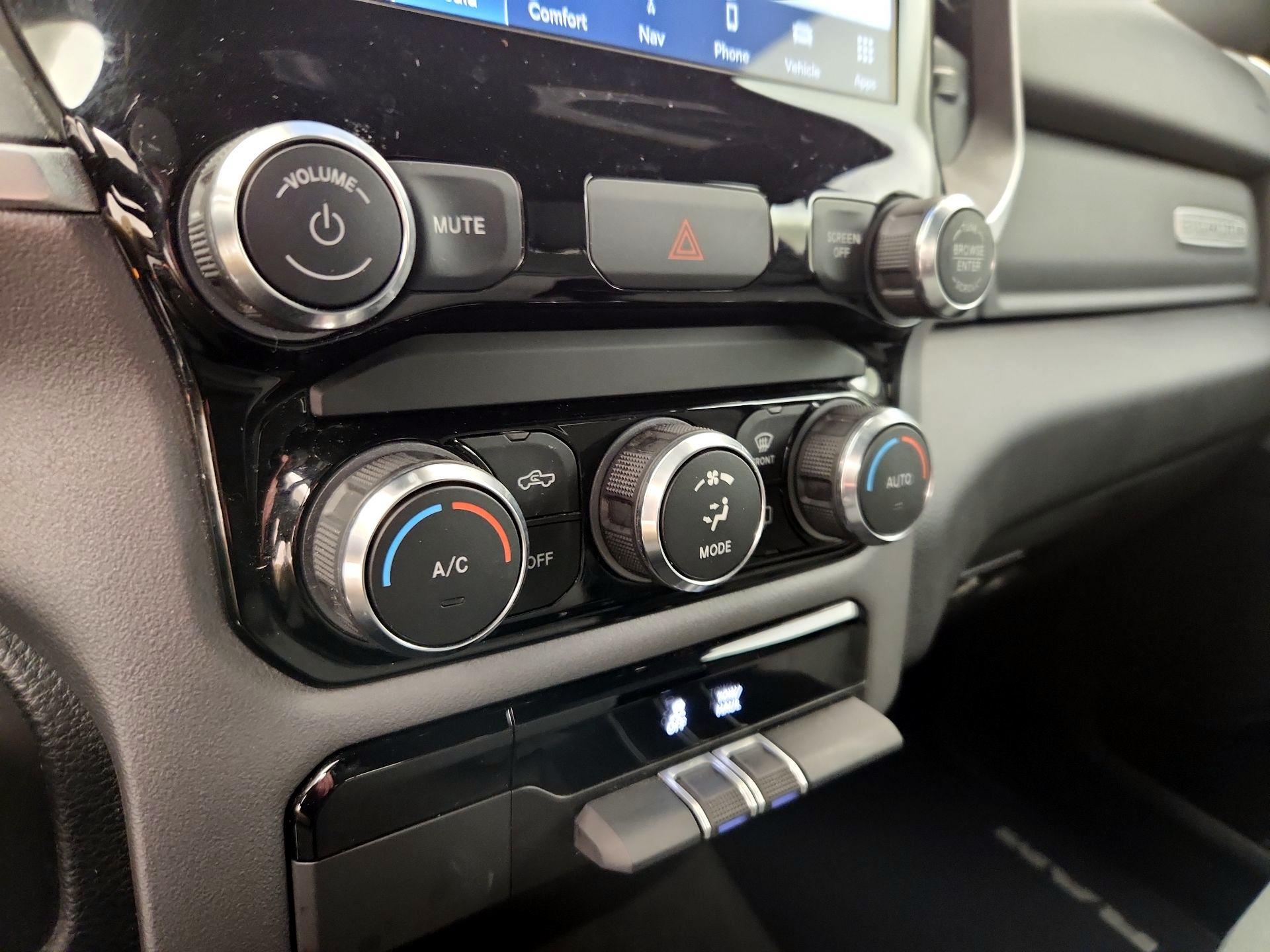 Thumbnail: 2022 RAM 1500 - 17