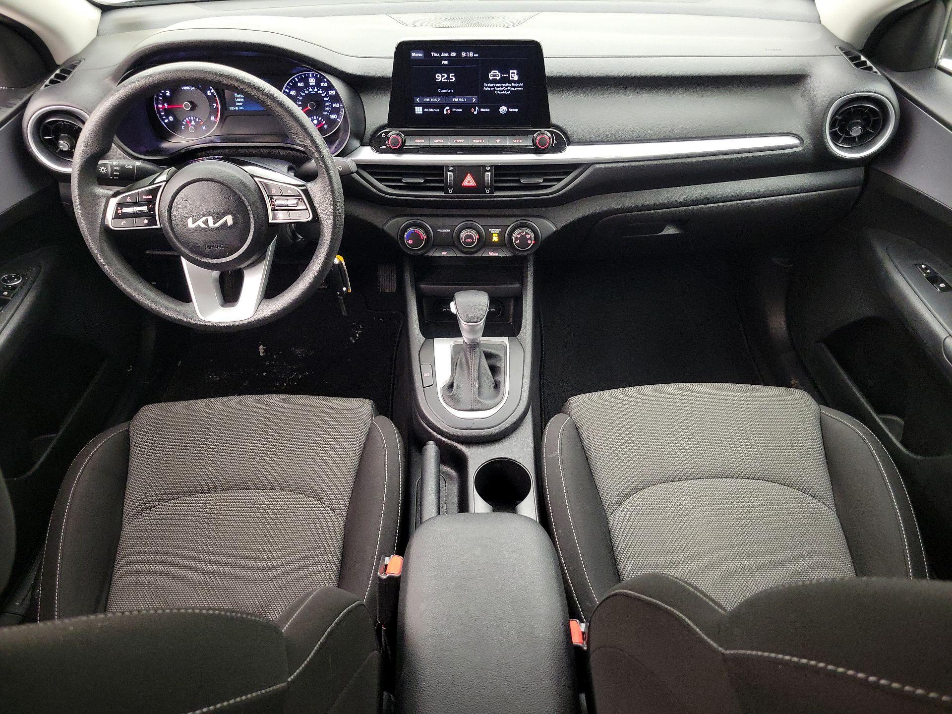 Thumbnail: 2023 Kia Forte - 9