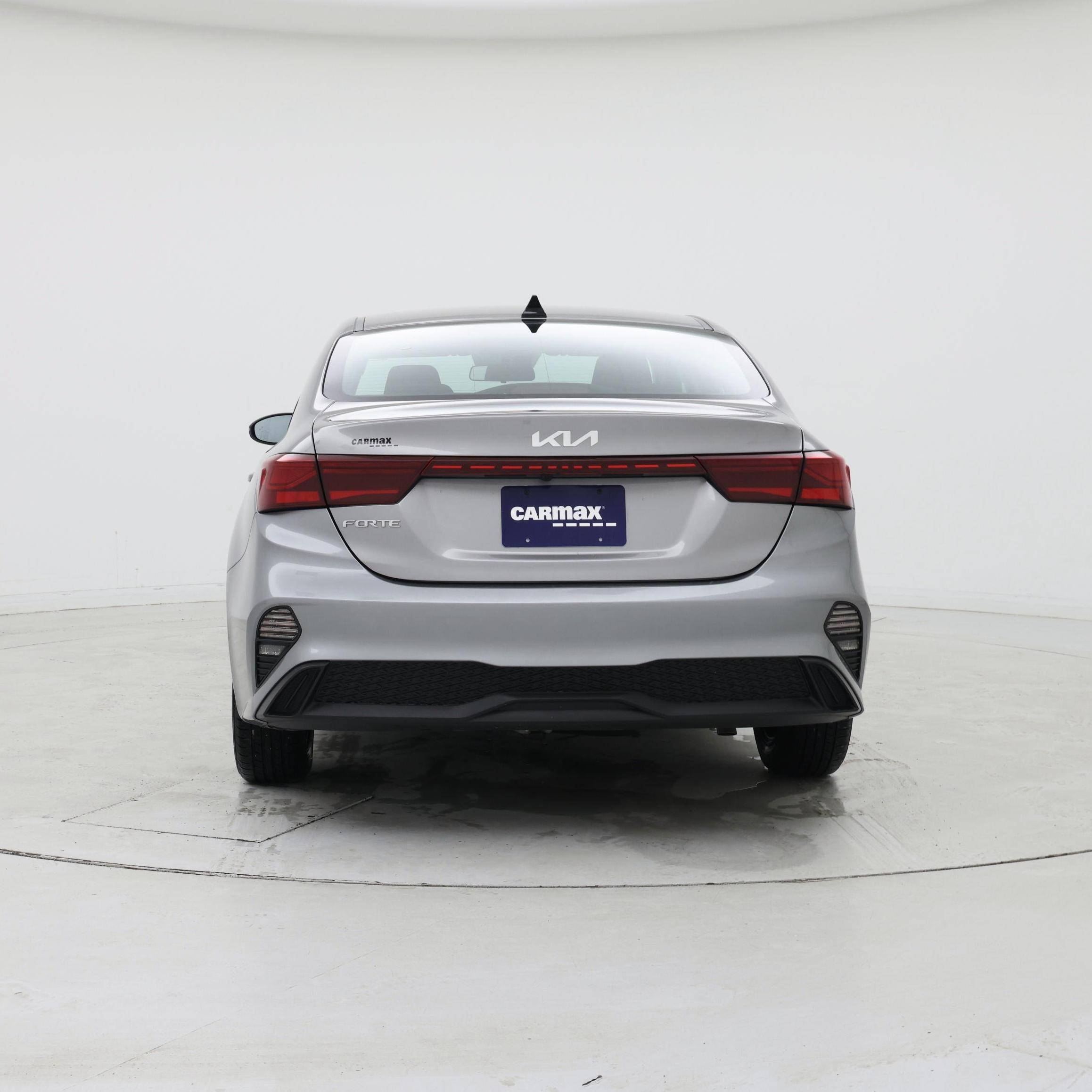 Thumbnail: 2023 Kia Forte - 6