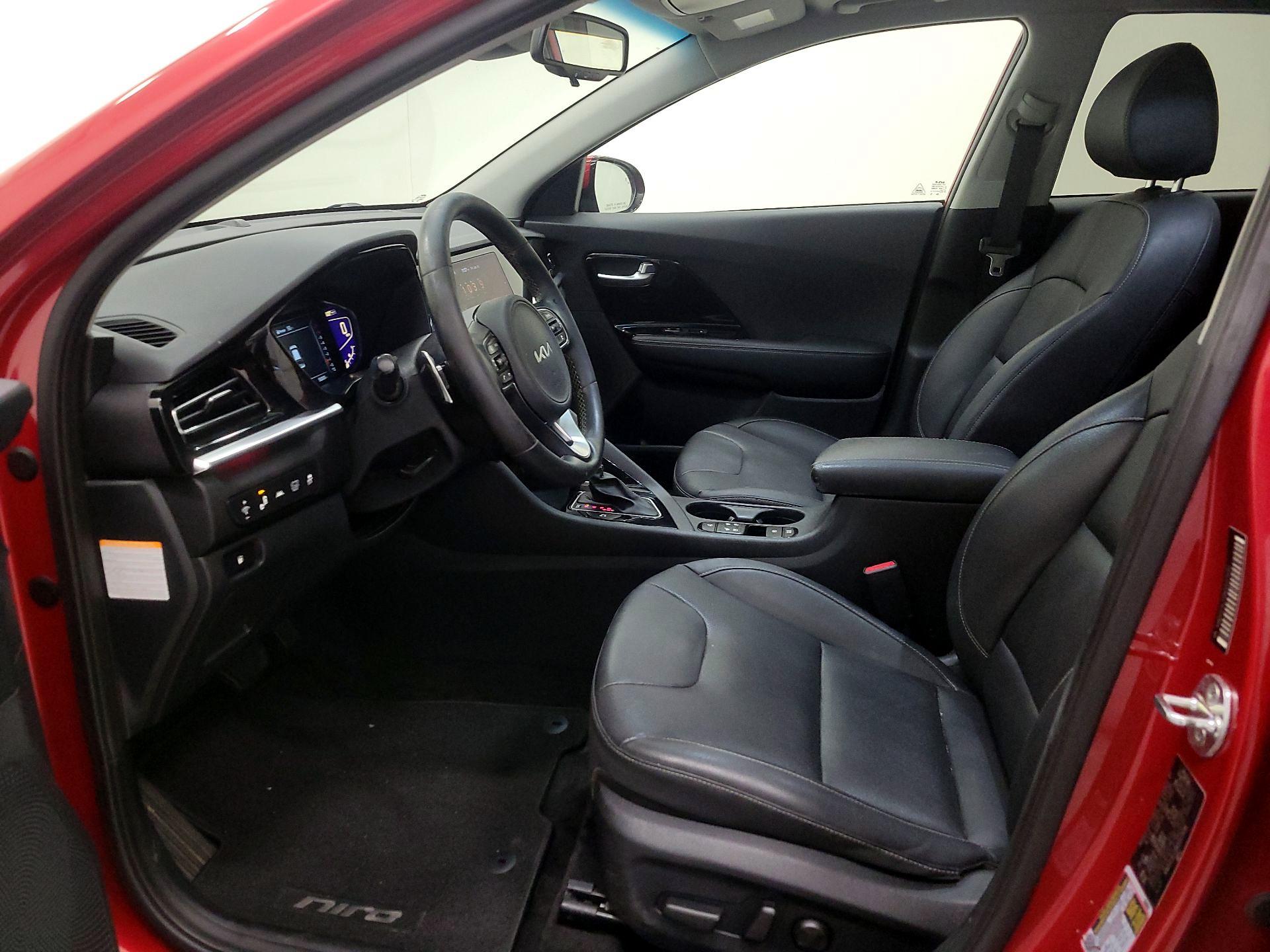 Thumbnail: 2022 Kia Niro - 11