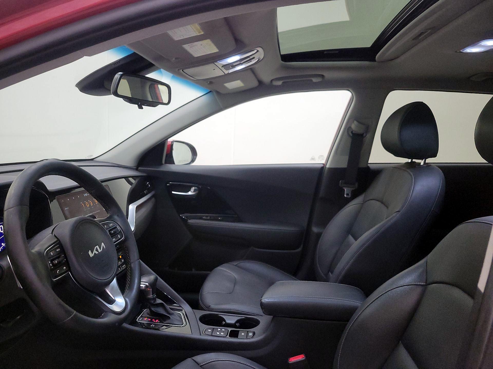 Thumbnail: 2022 Kia Niro - 20