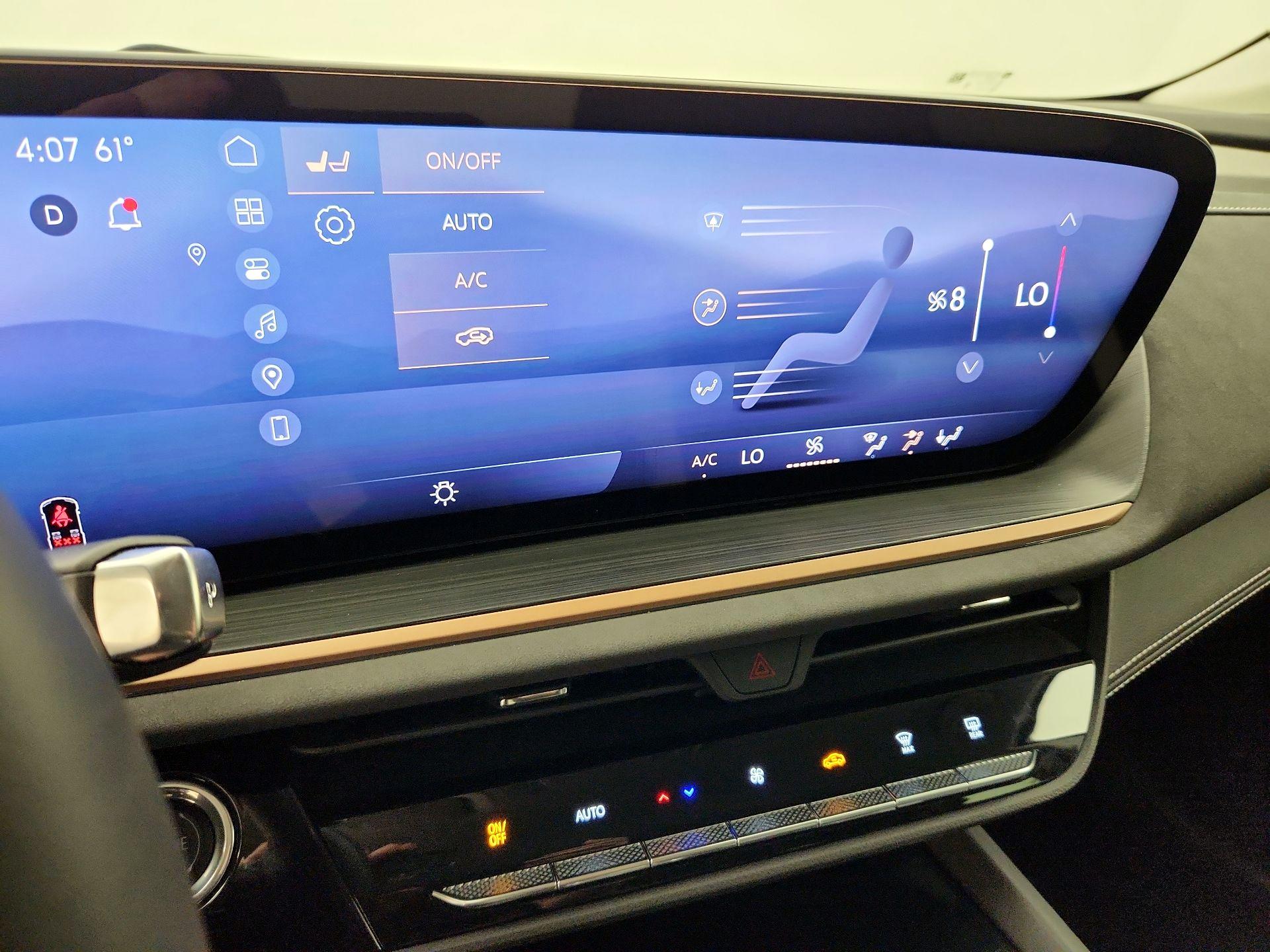 Thumbnail: 2025 Buick Envision - 17