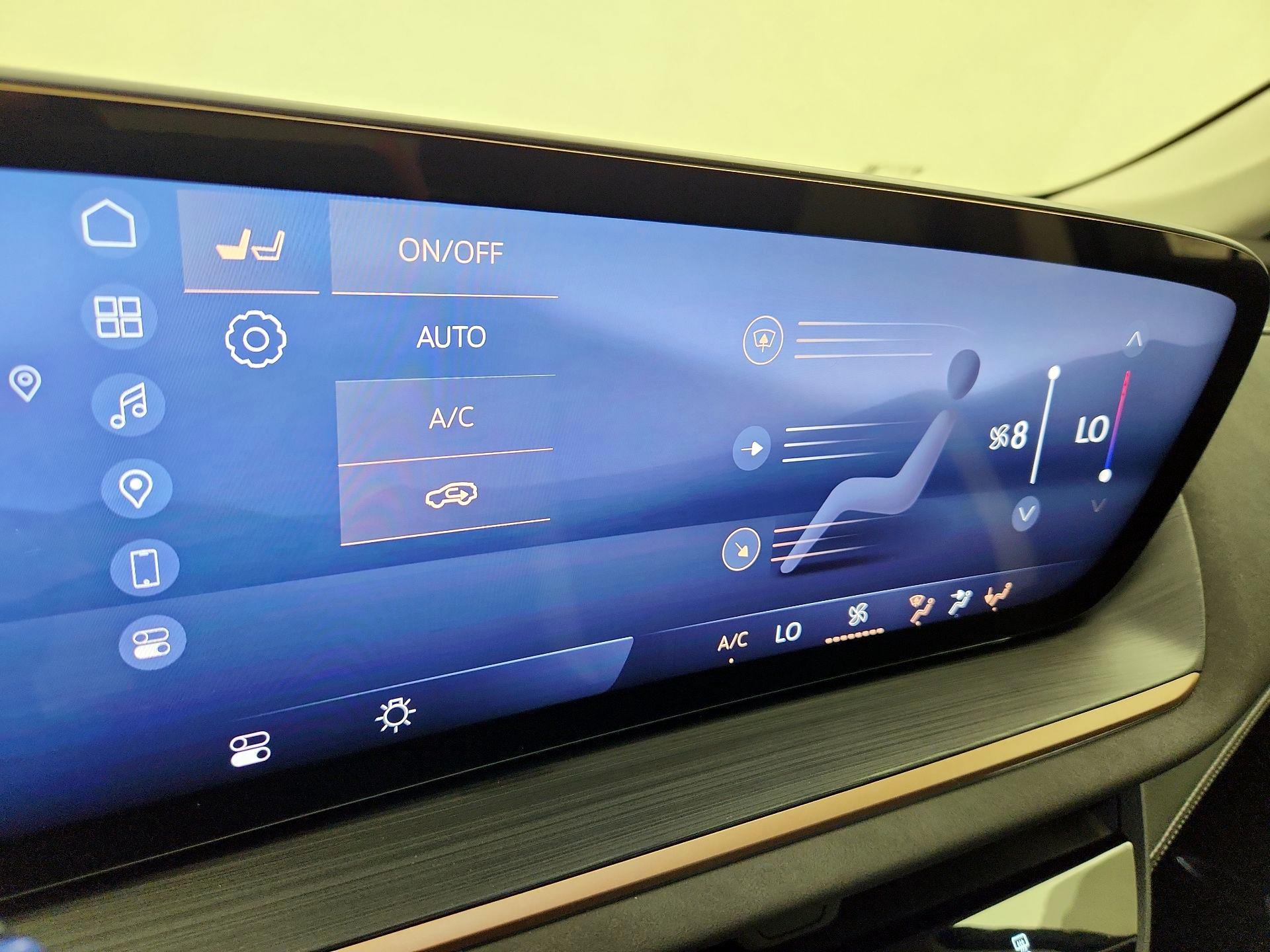 Thumbnail: 2025 Buick Envision - 17