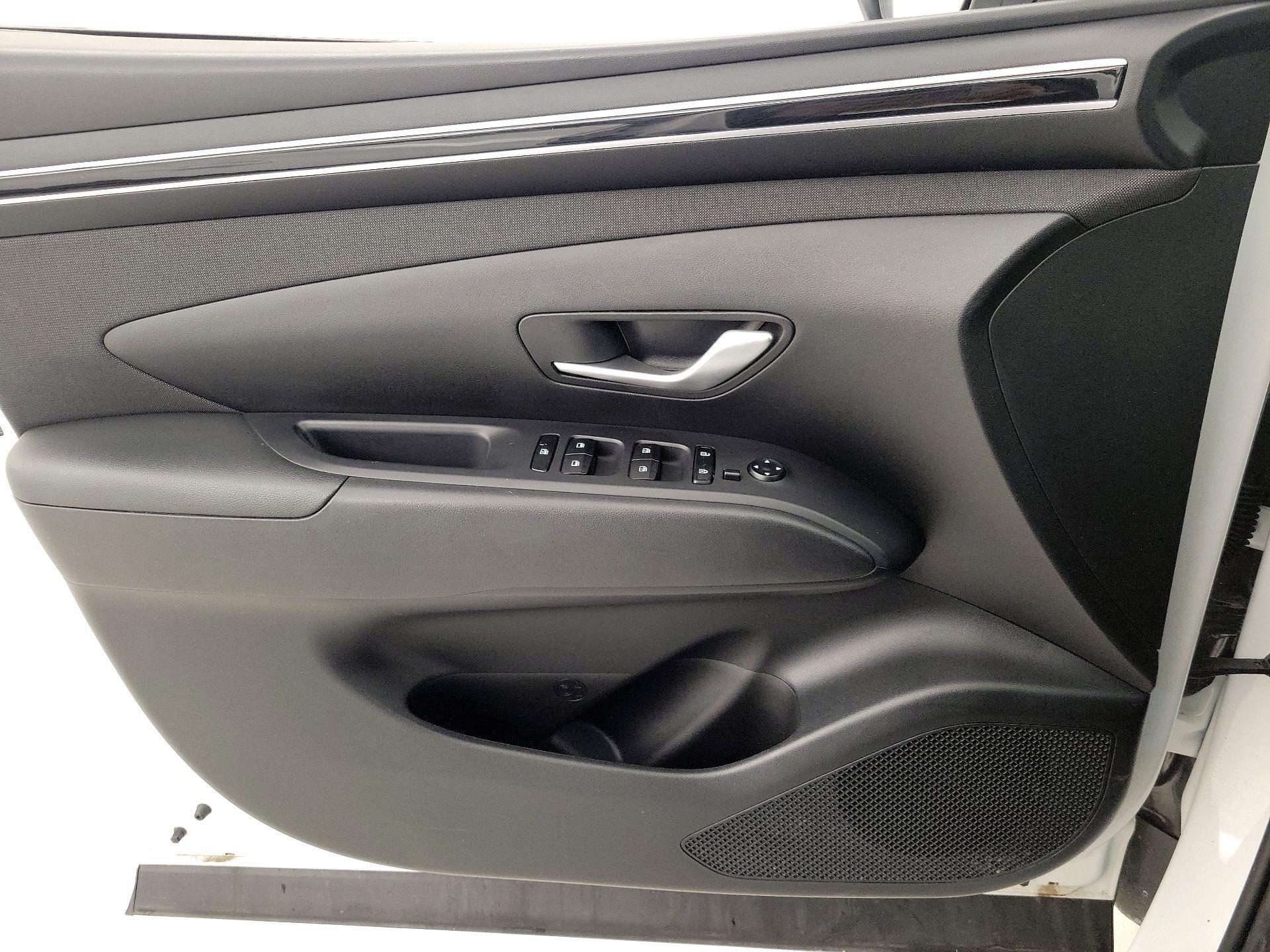 Thumbnail: 2023 Hyundai Tucson - 12