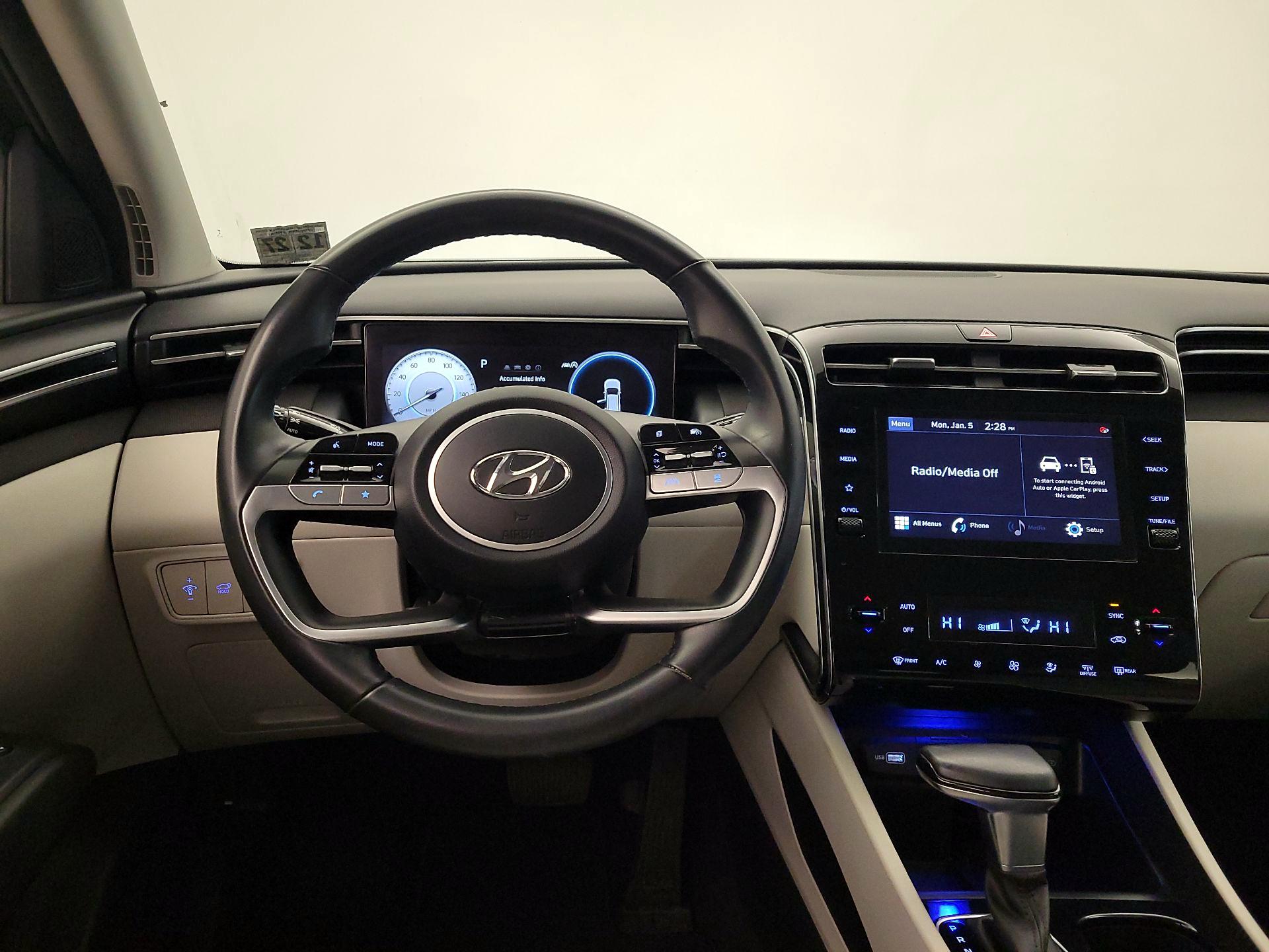 Thumbnail: 2023 Hyundai Tucson - 10