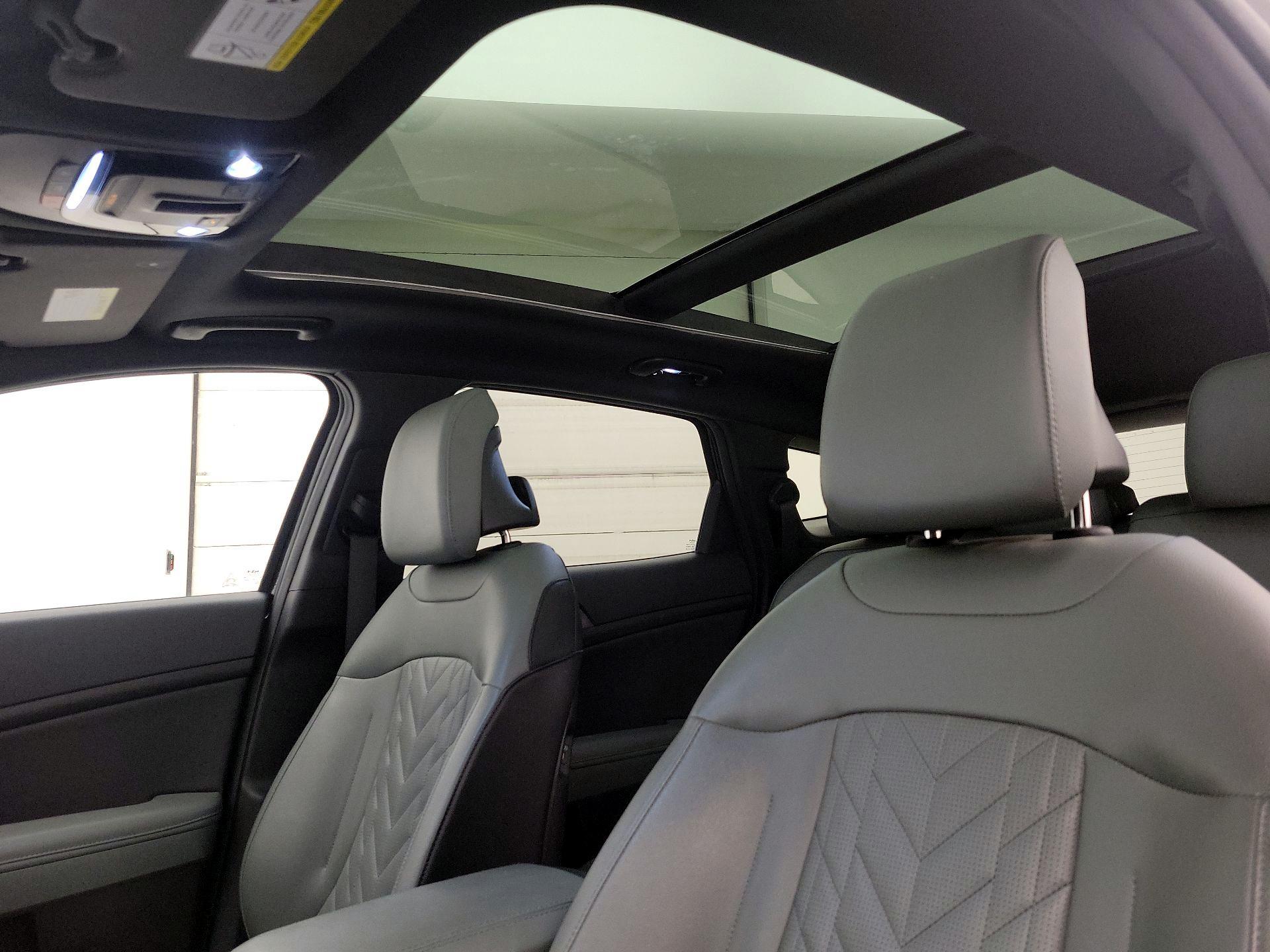 Thumbnail: 2023 Kia Sportage - 20