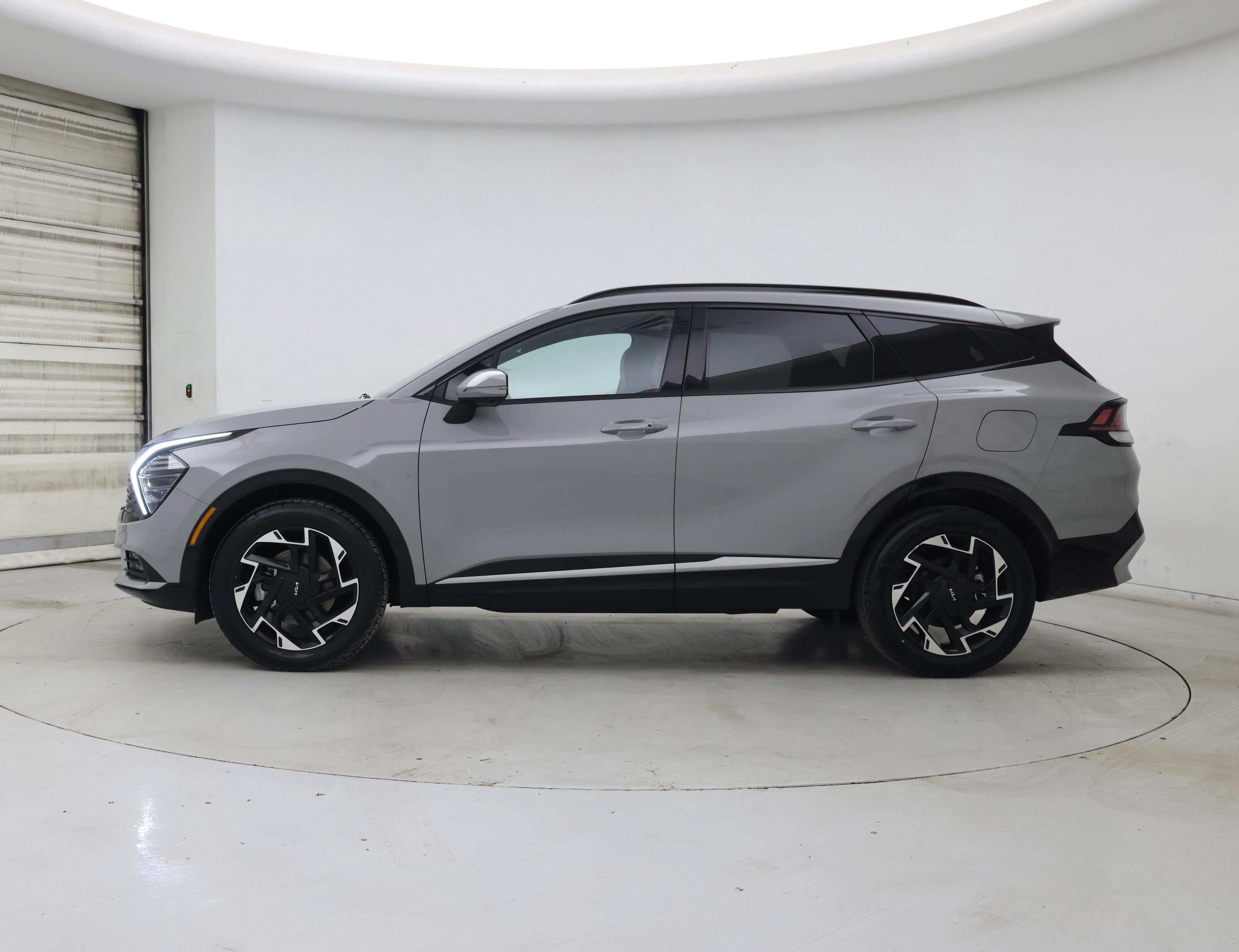 Thumbnail: 2023 Kia Sportage - 3