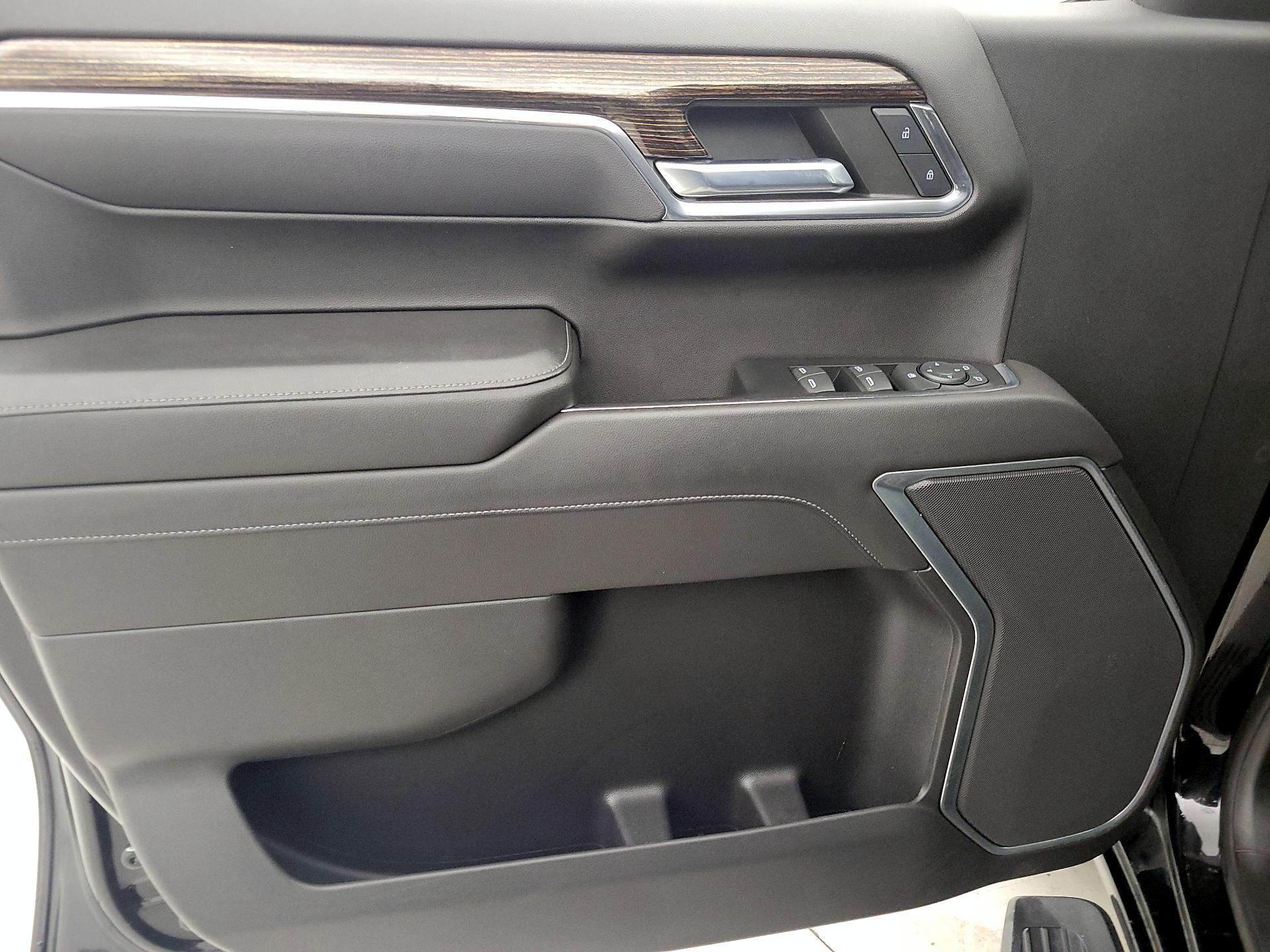 Thumbnail: 2022 GMC Sierra 1500 - 12