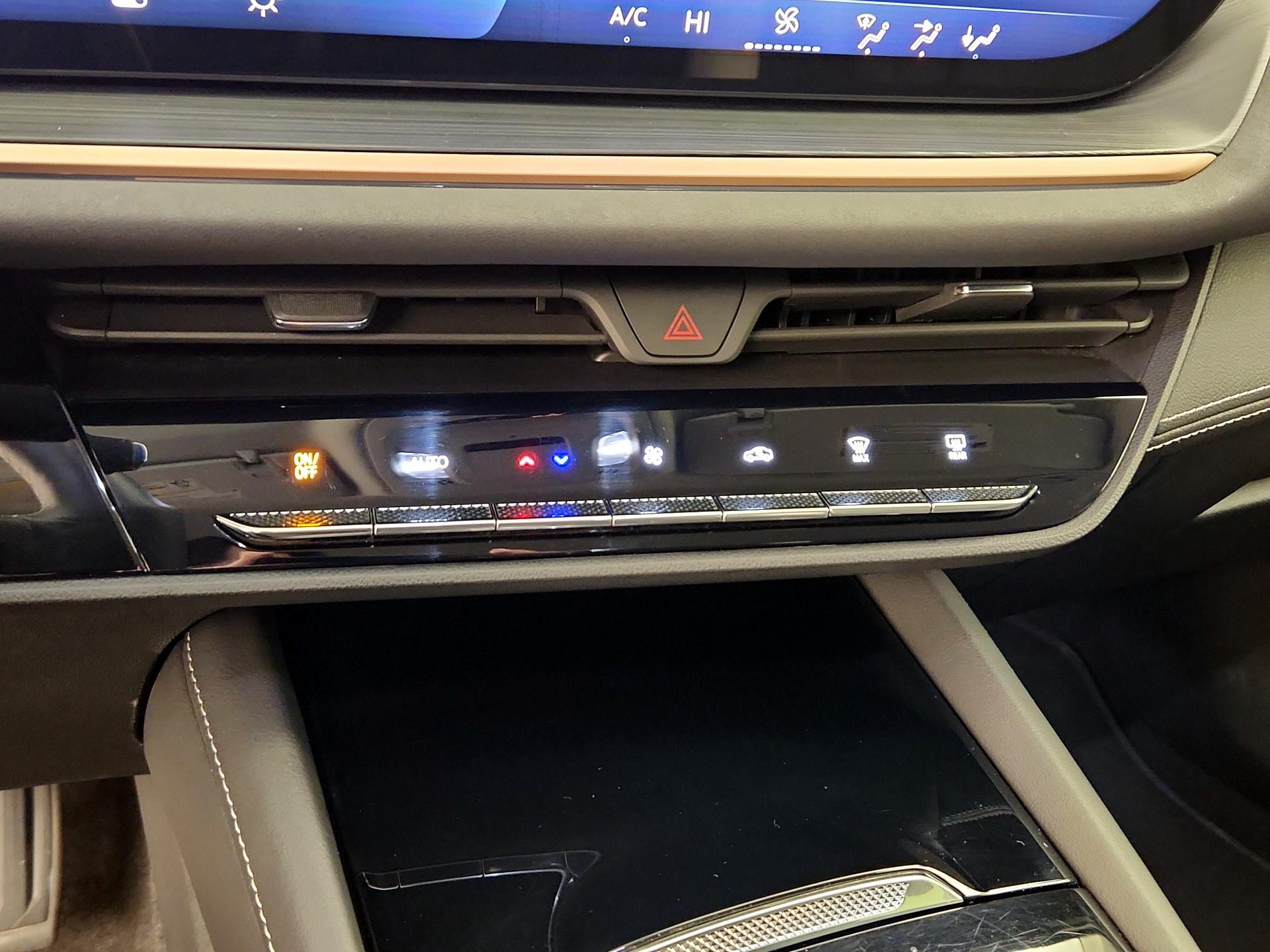 Thumbnail: 2025 Buick Envision - 17