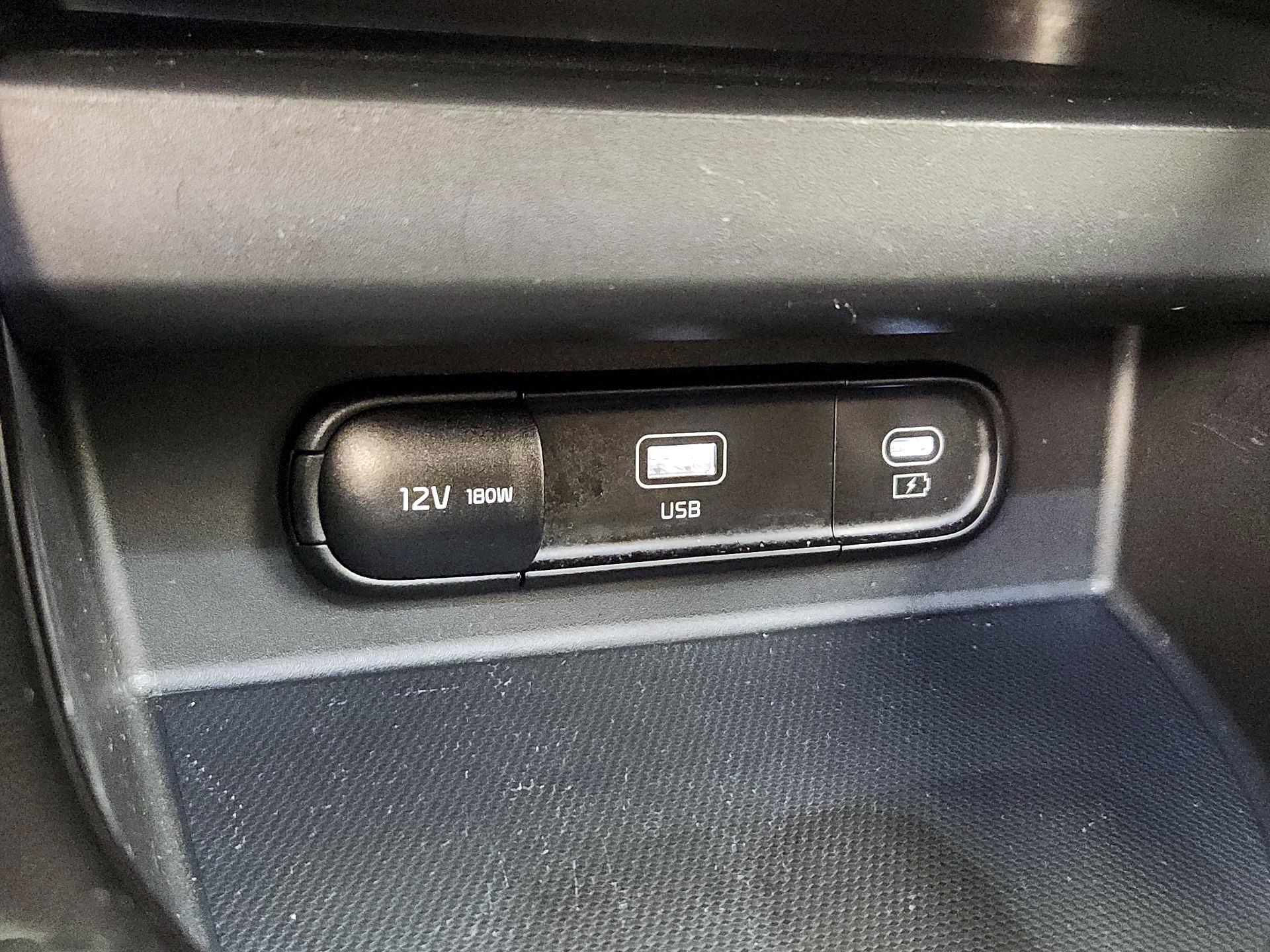 Thumbnail: 2024 Kia Seltos - 19