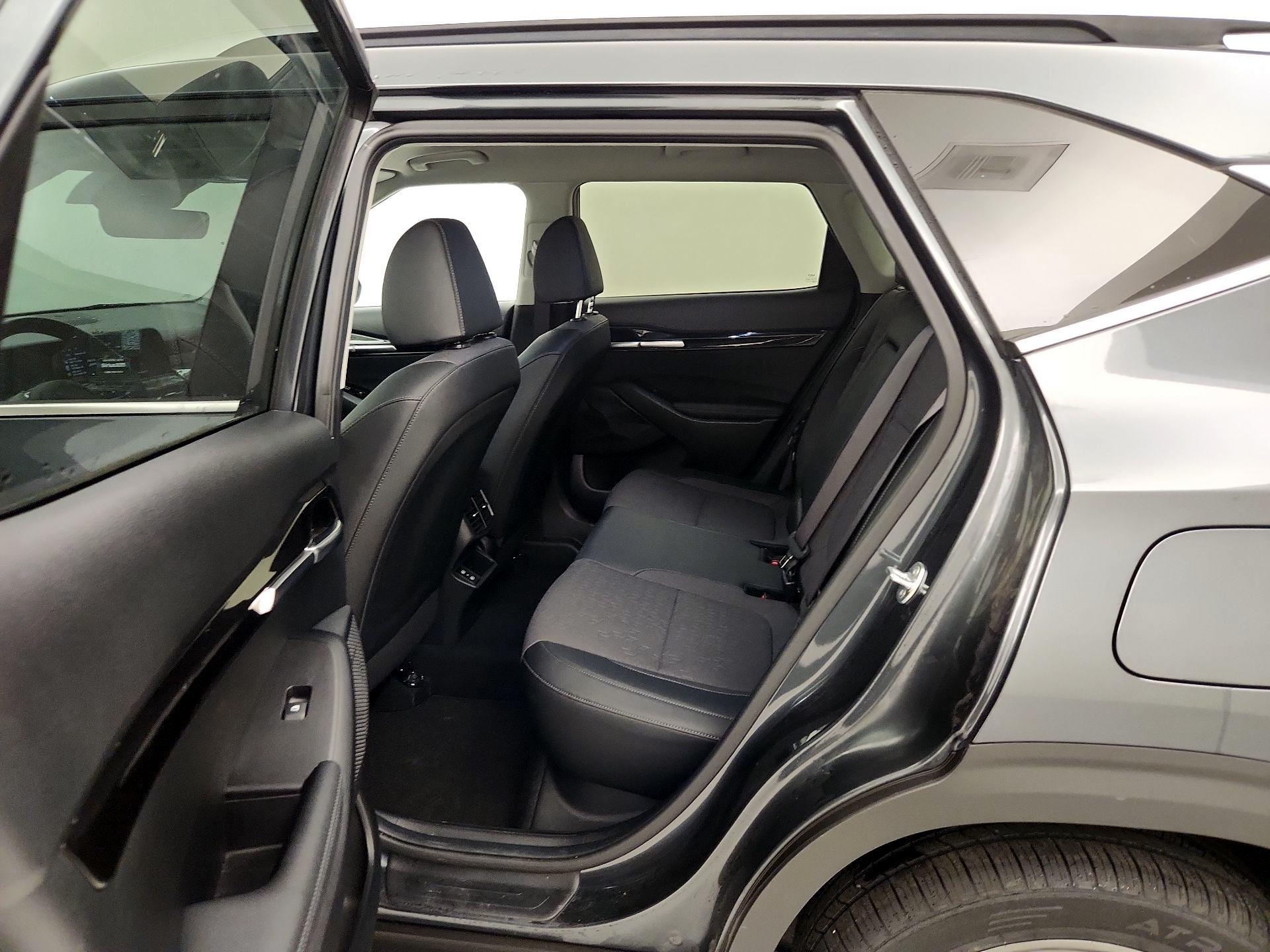 Thumbnail: 2024 Kia Seltos - 20