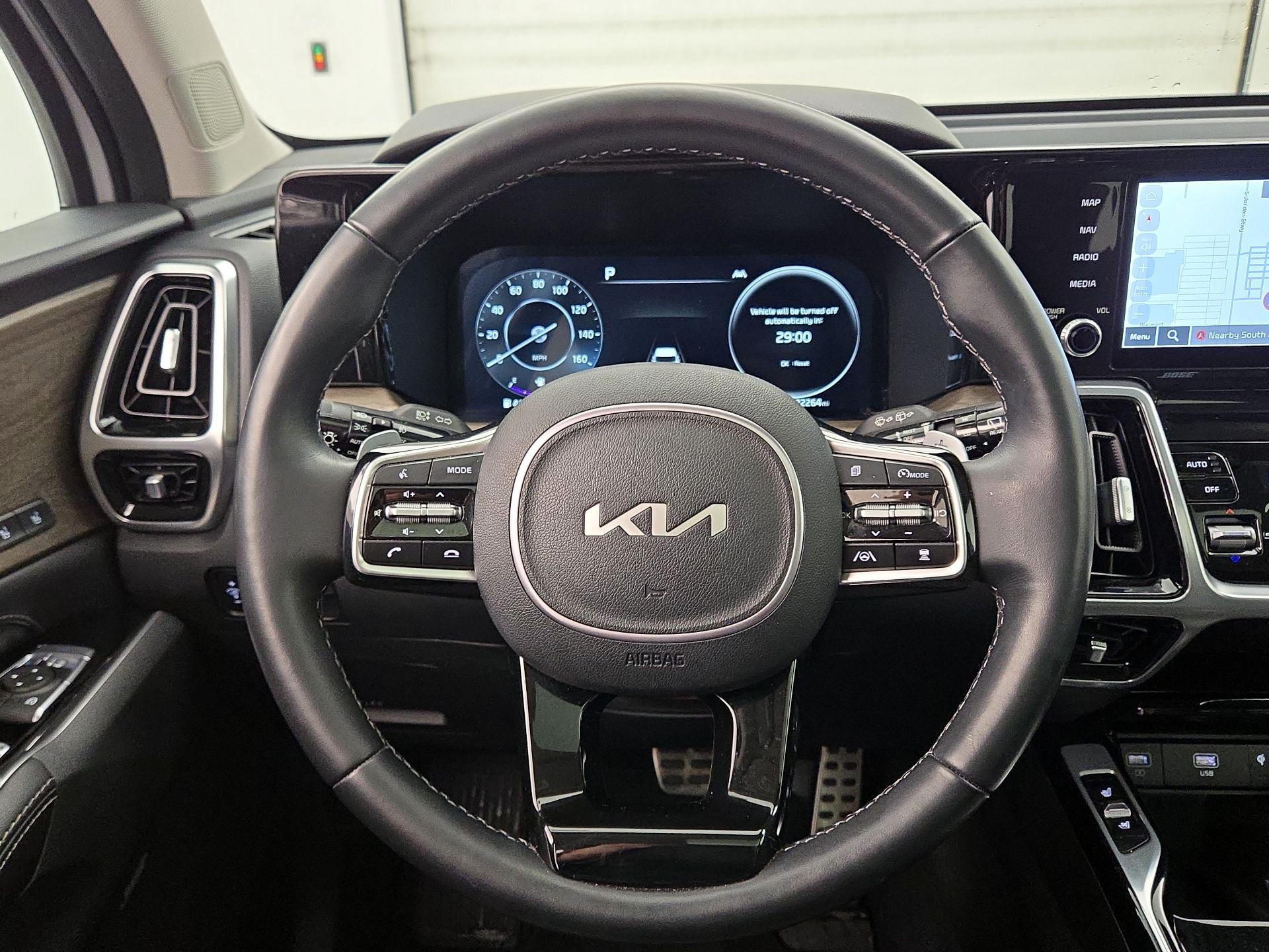 Thumbnail: 2023 Kia Sorento - 10