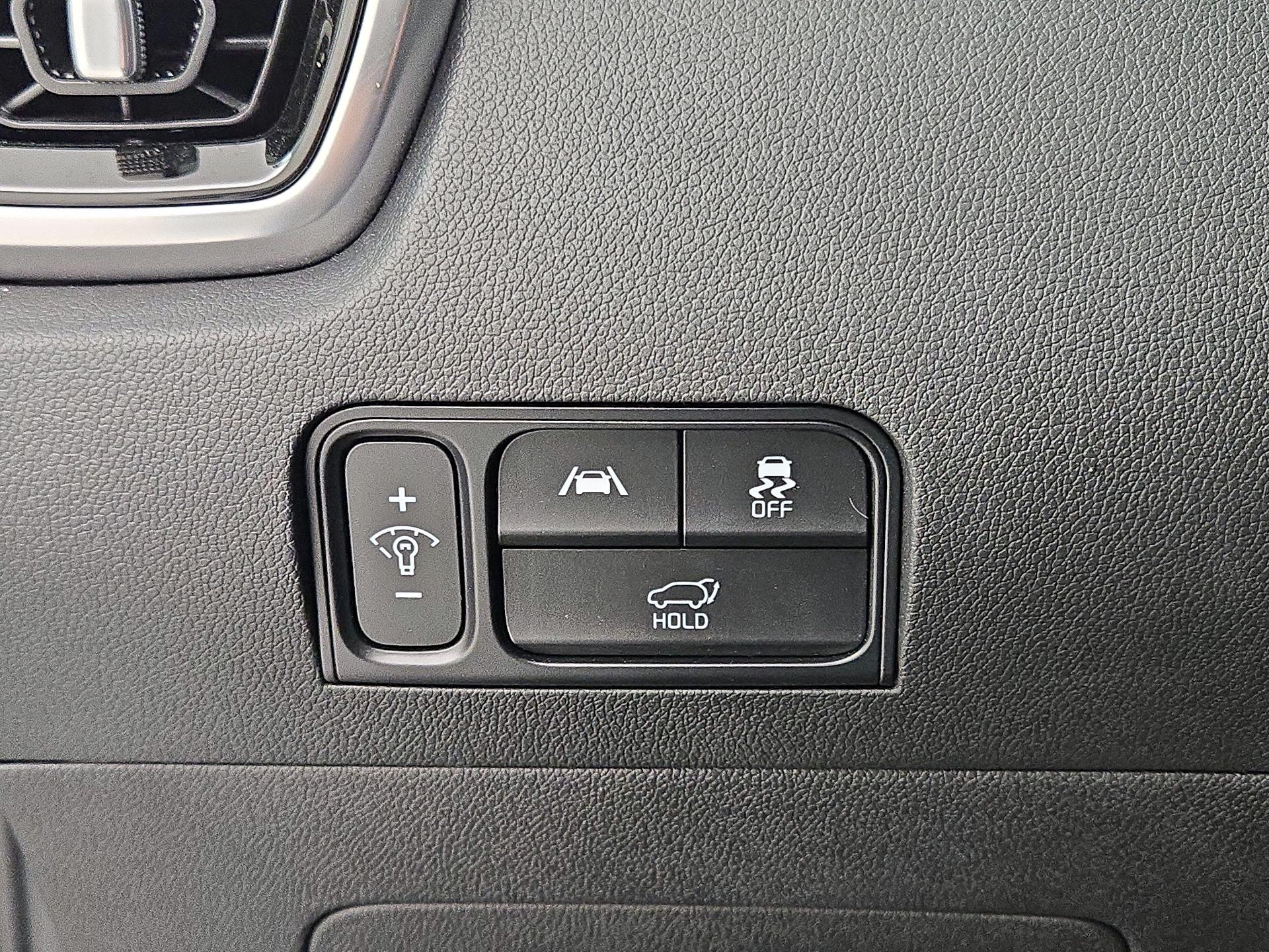 Thumbnail: 2023 Kia Sorento - 13