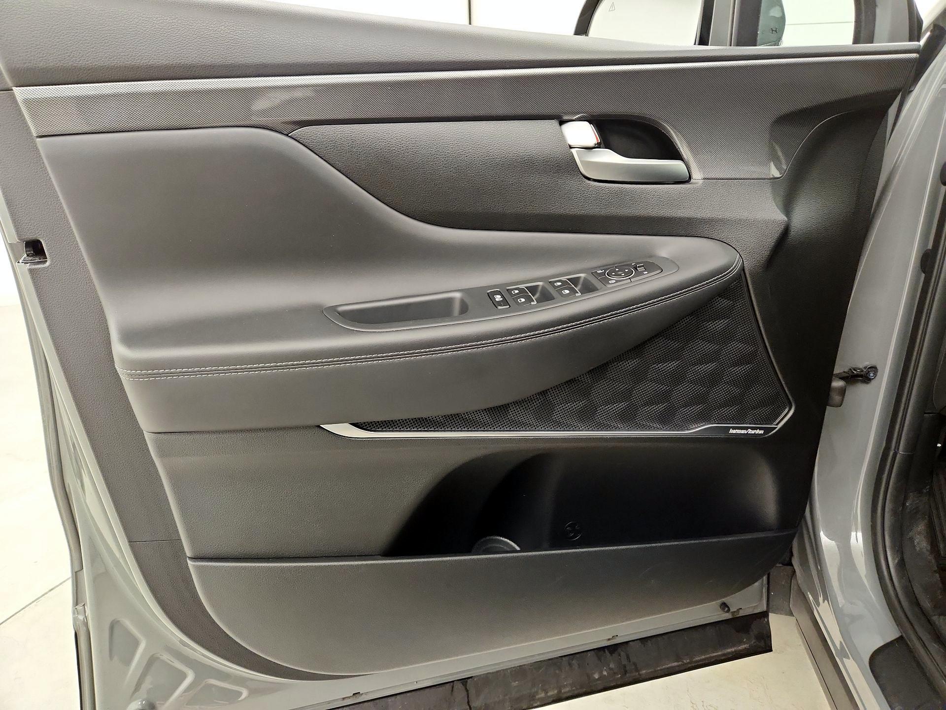 Thumbnail: 2023 Hyundai Santa Fe - 12