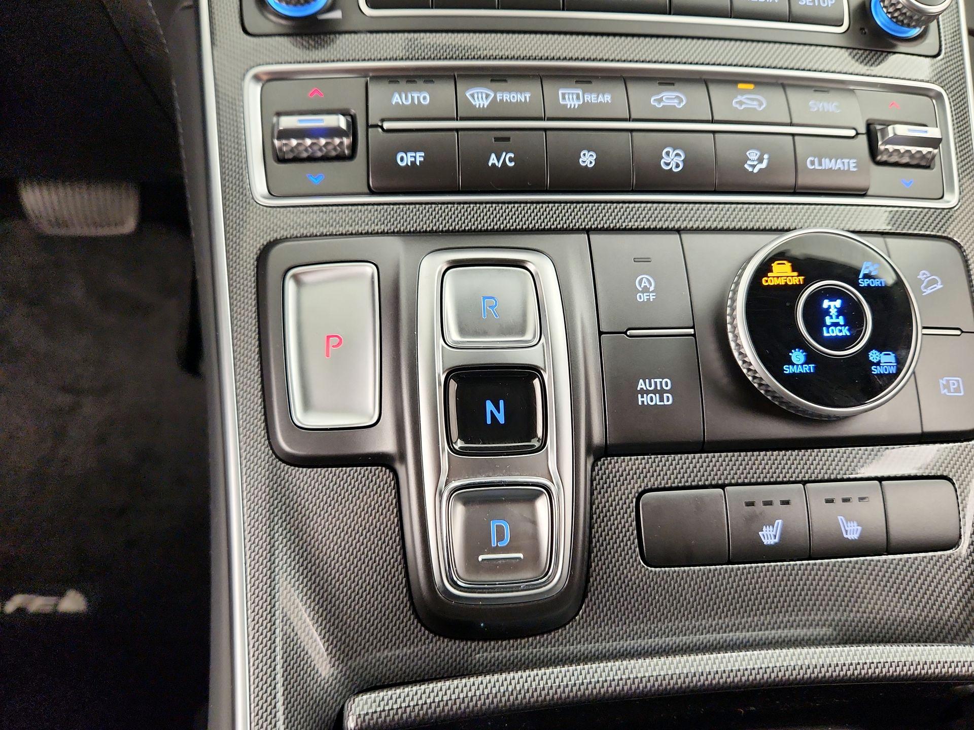 Thumbnail: 2023 Hyundai Santa Fe - 18