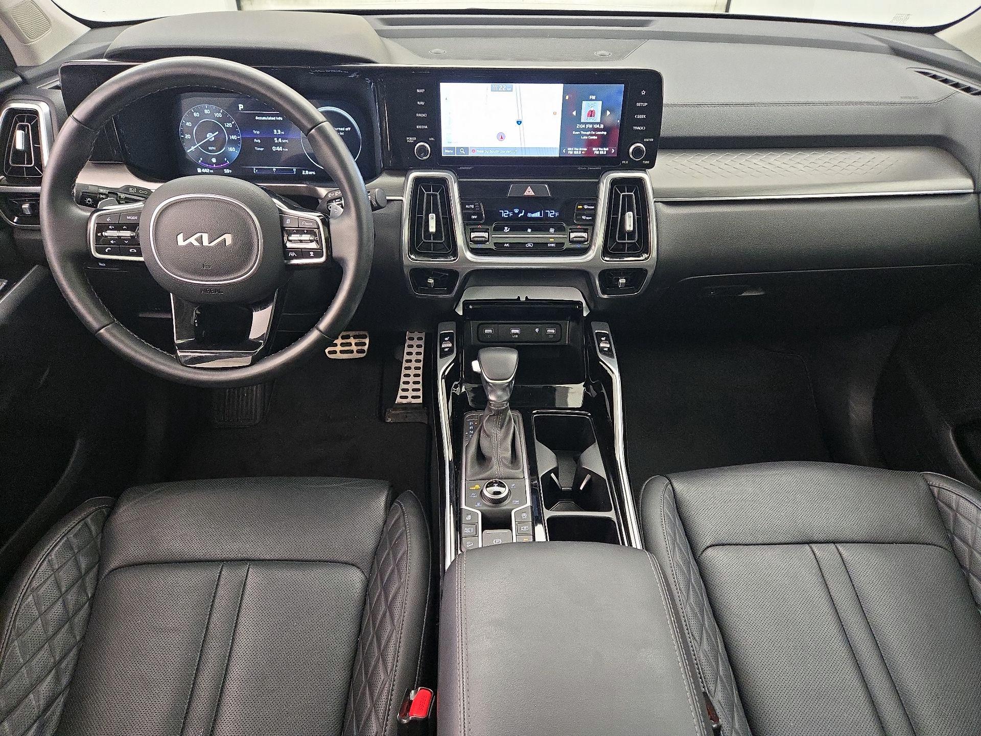 Thumbnail: 2023 Kia Sorento - 9