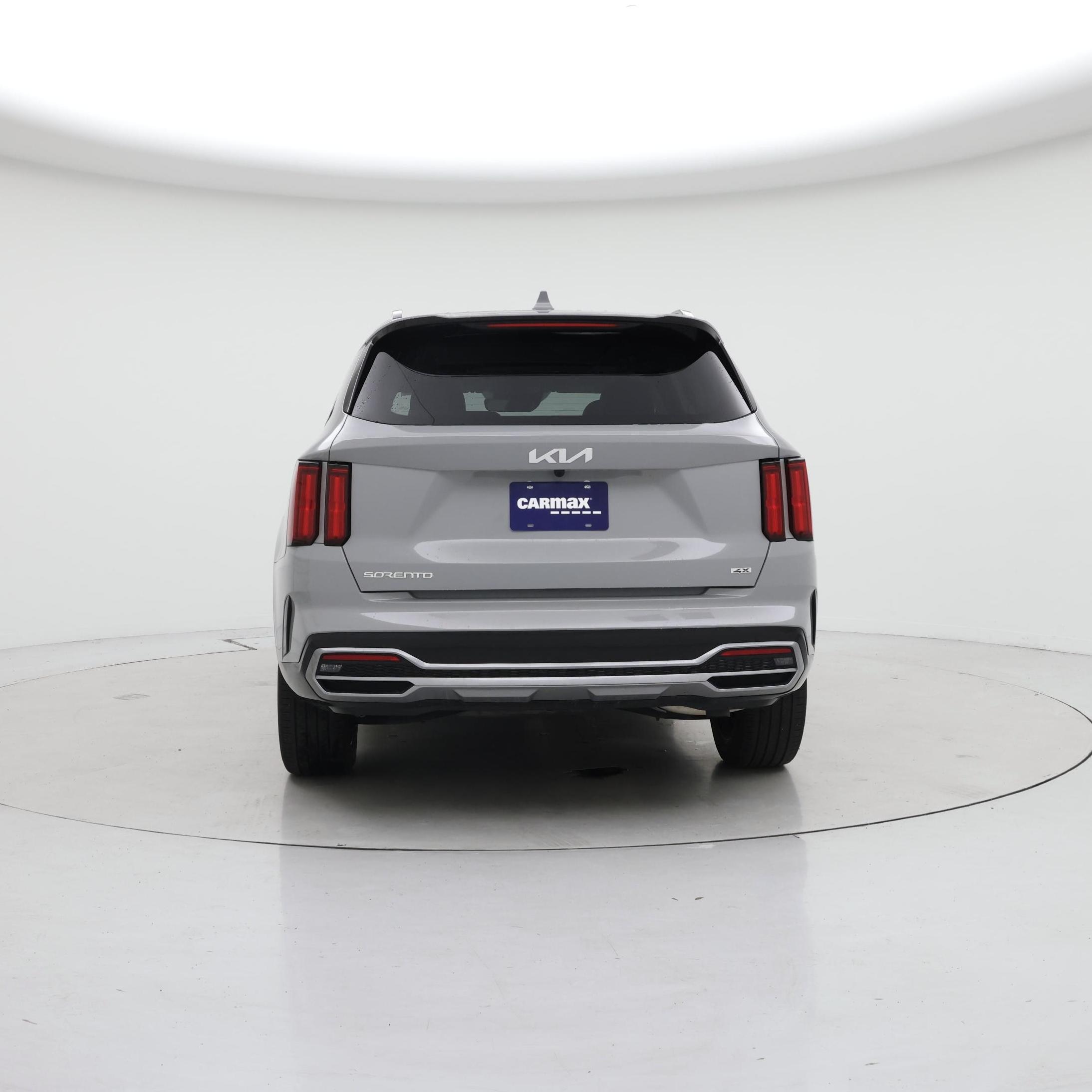 Thumbnail: 2023 Kia Sorento - 6