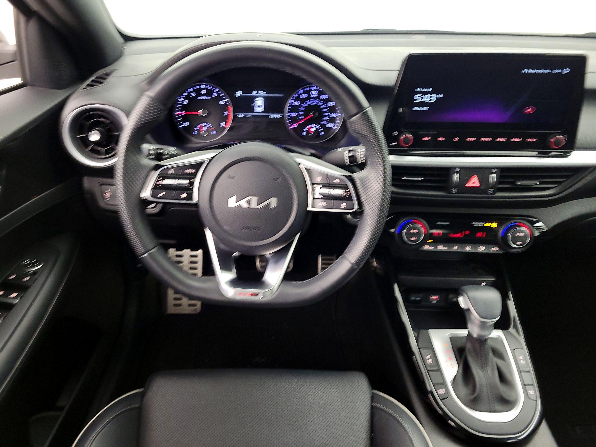 Thumbnail: 2023 Kia Forte - 10