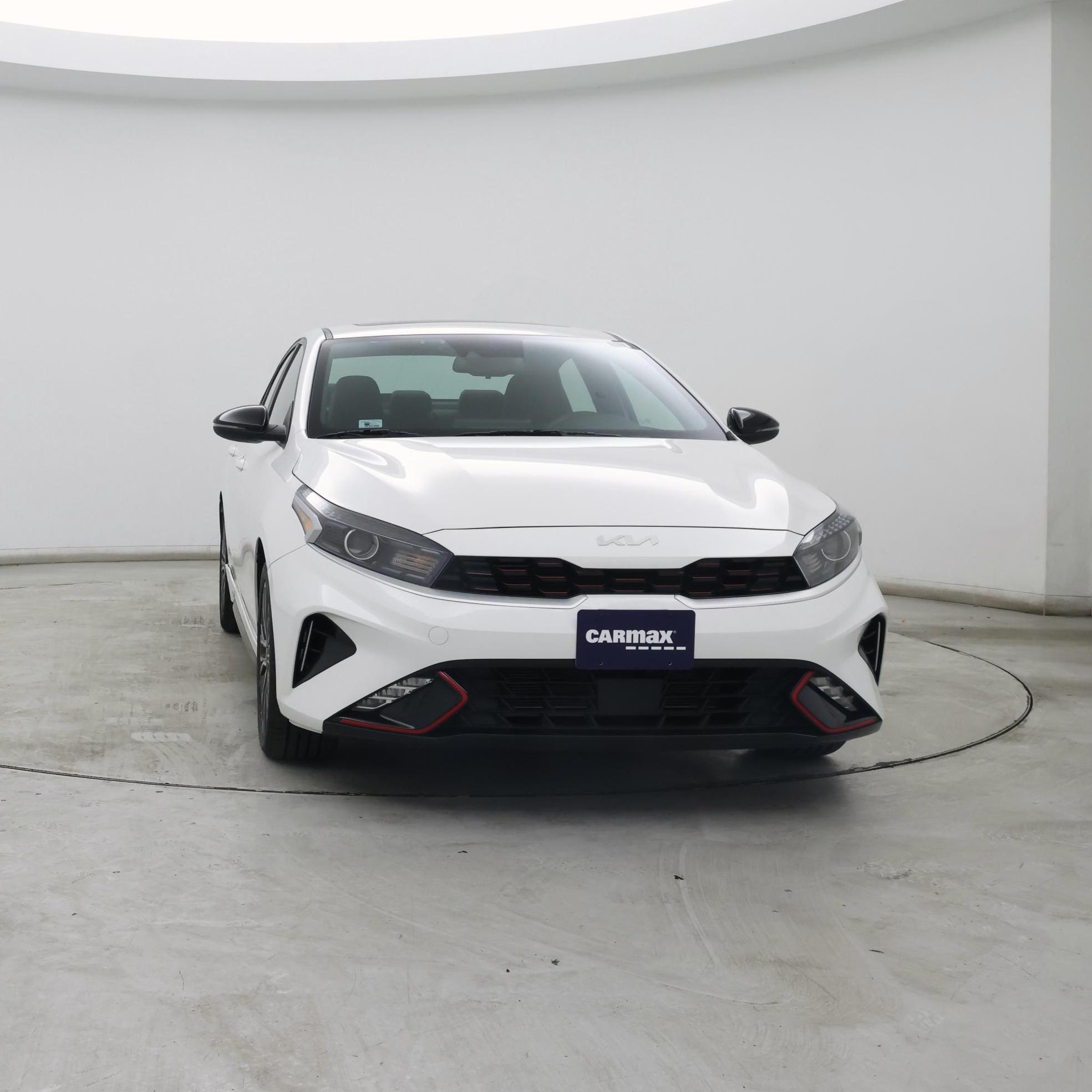 Thumbnail: 2023 Kia Forte - 5