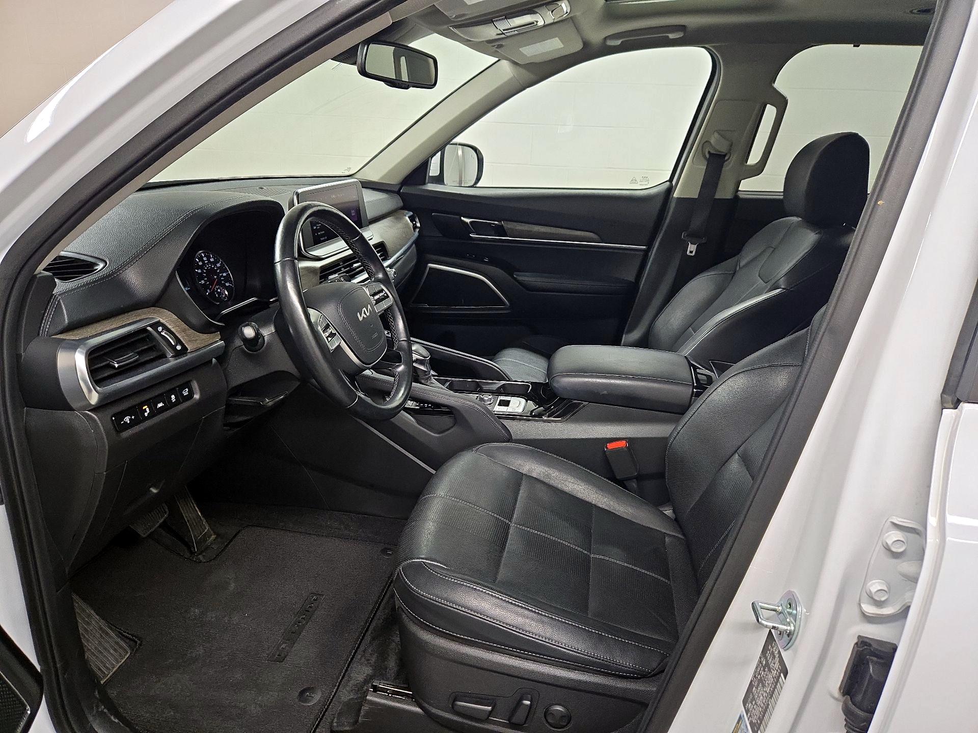 Thumbnail: 2022 Kia Telluride - 11