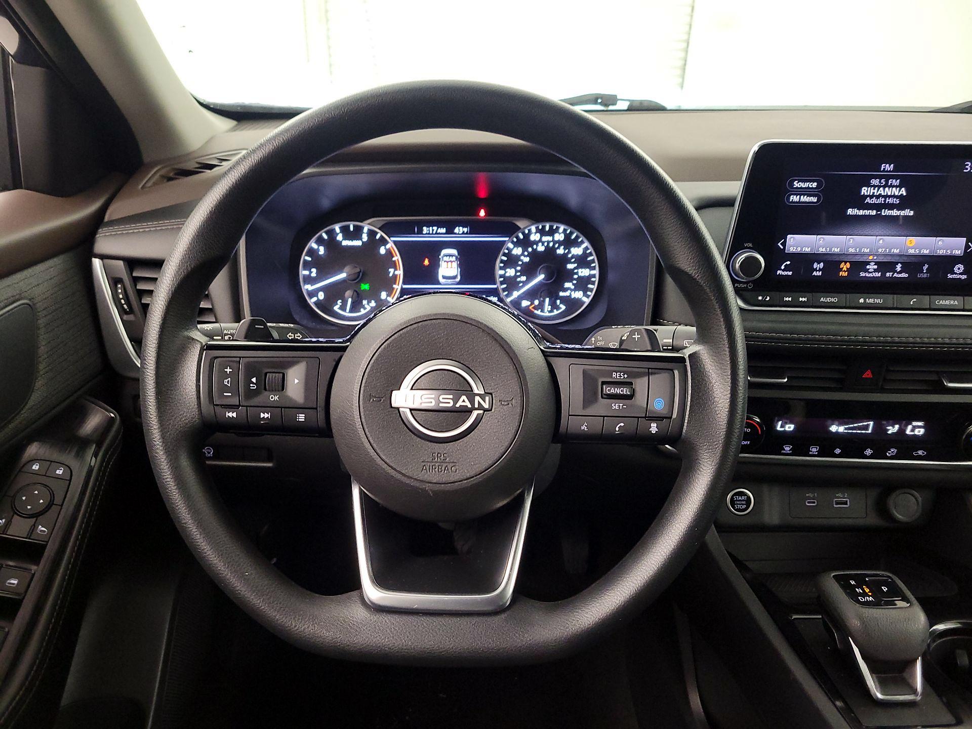 Thumbnail: 2023 Nissan Rogue - 10