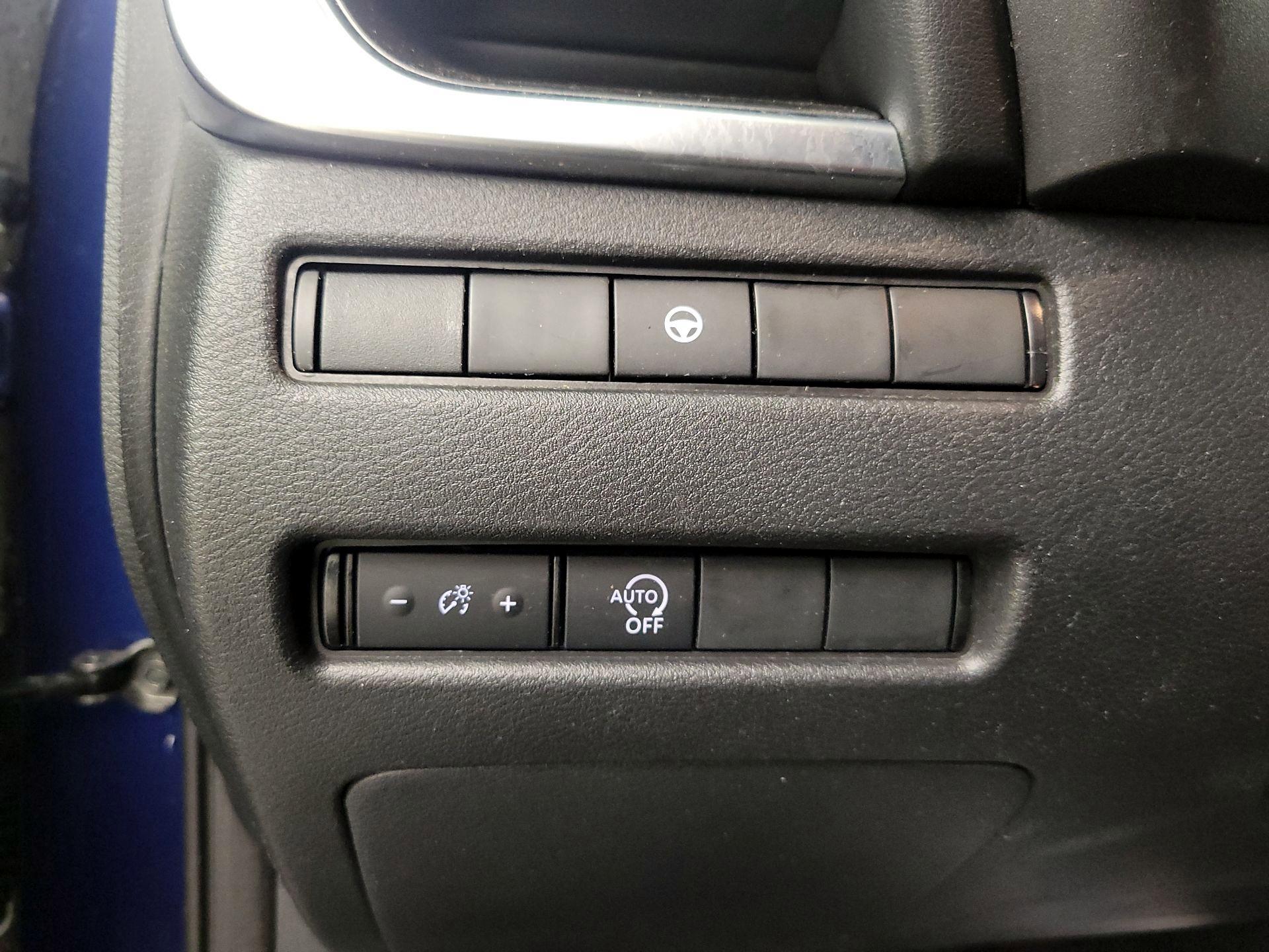 Thumbnail: 2023 Nissan Rogue - 13