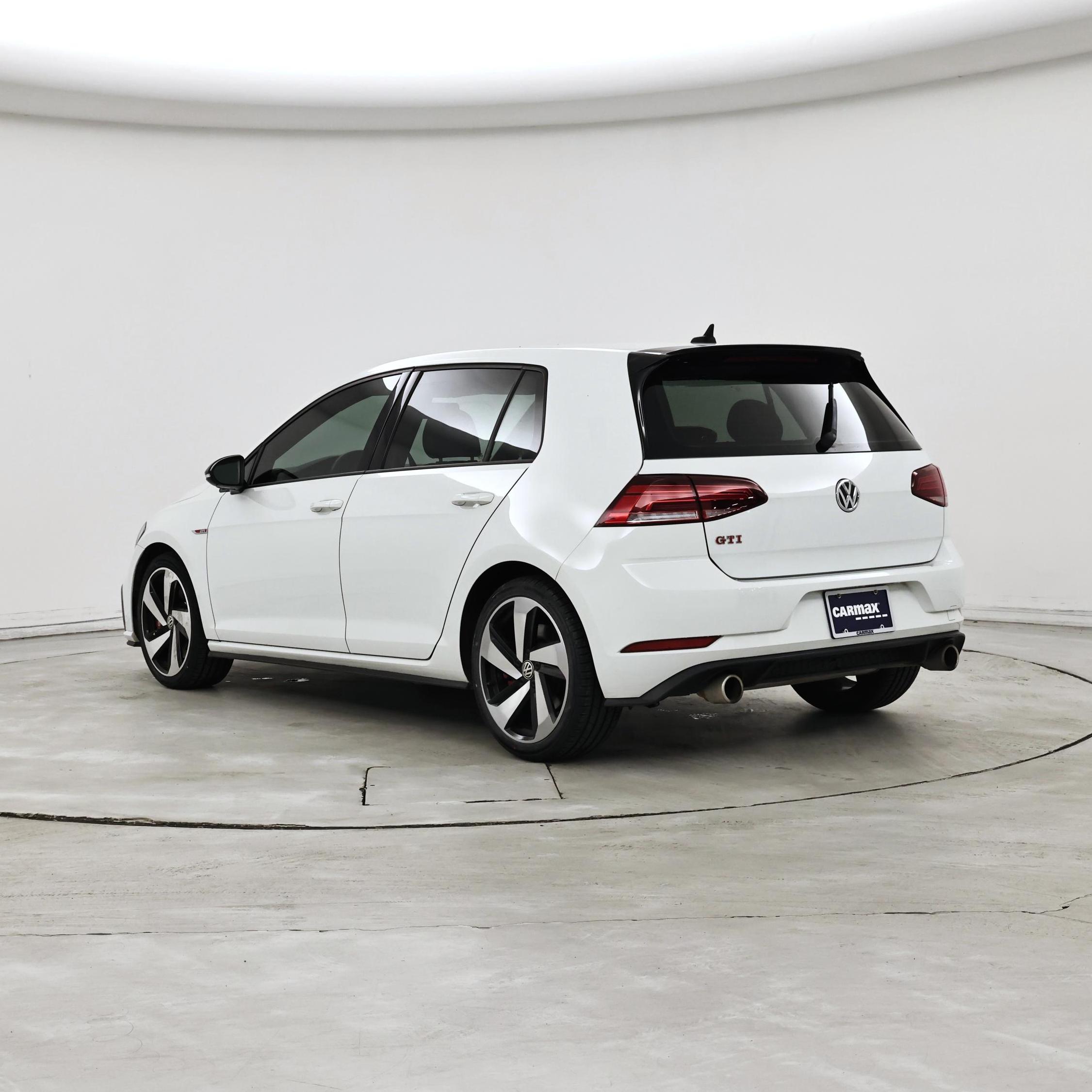 Thumbnail: 2021 Volkswagen Golf - 2
