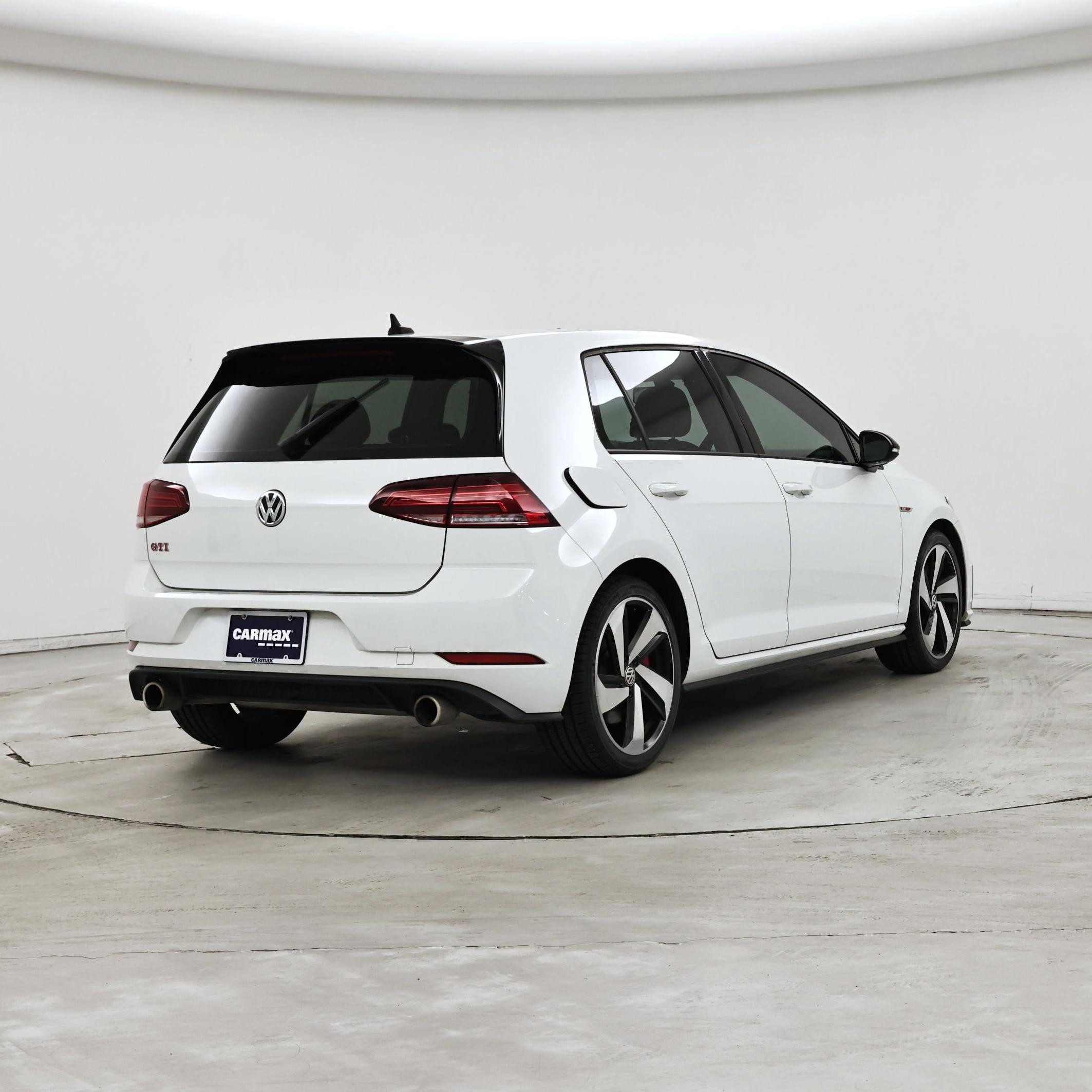 Thumbnail: 2021 Volkswagen Golf - 8