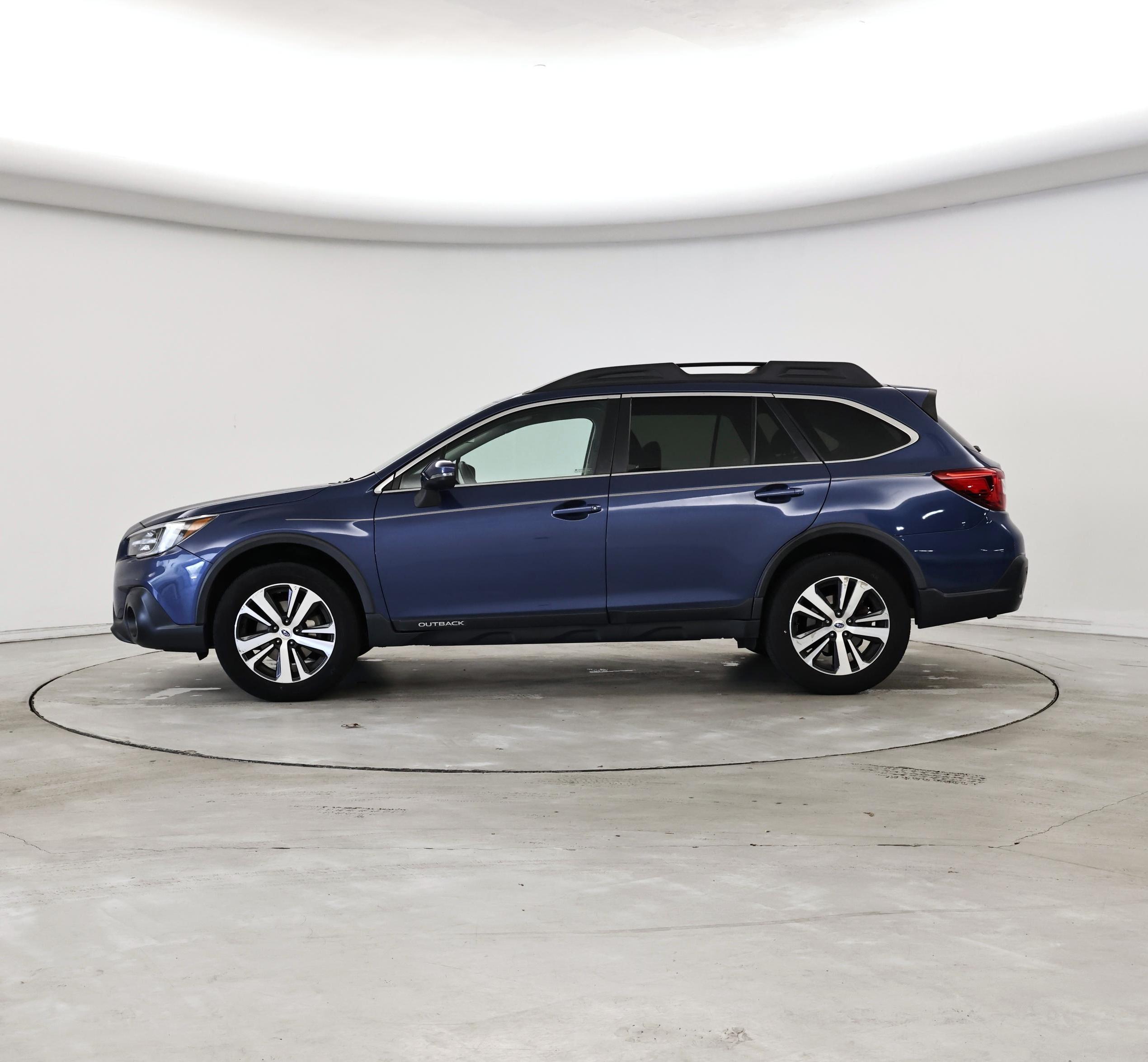 Thumbnail: 2019 Subaru Outback - 3