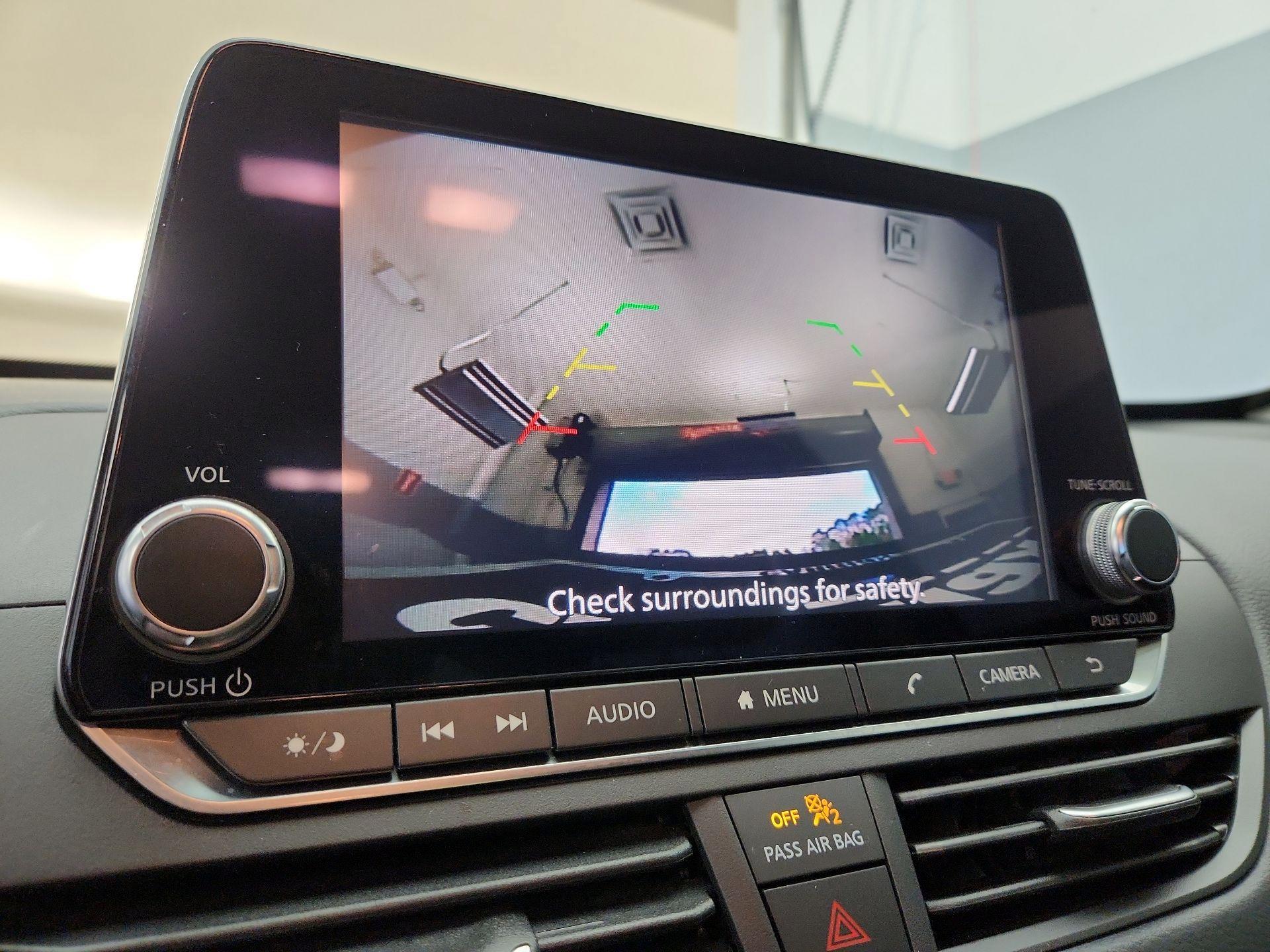 Thumbnail: 2022 Nissan Altima - 14