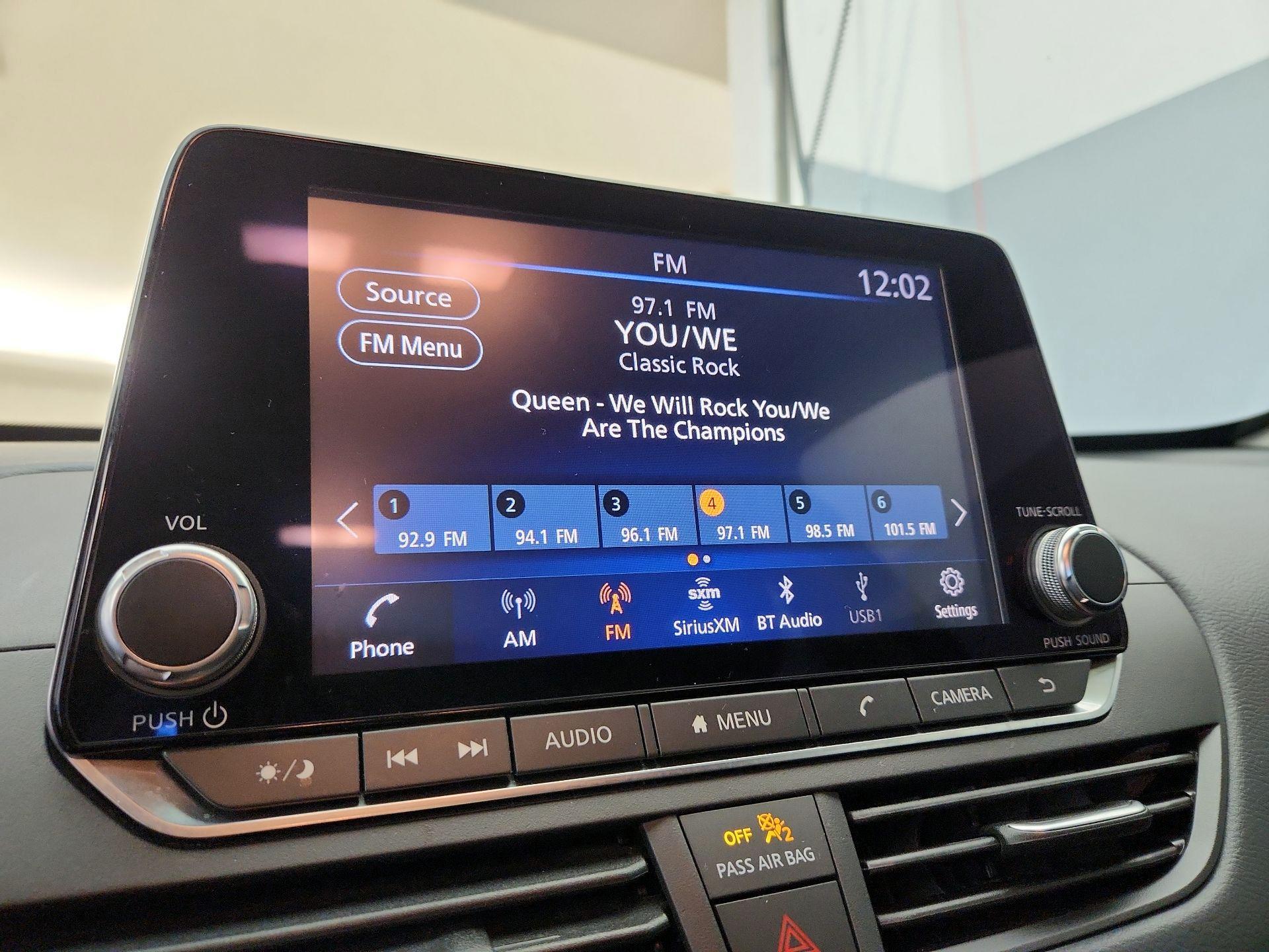 Thumbnail: 2022 Nissan Altima - 15