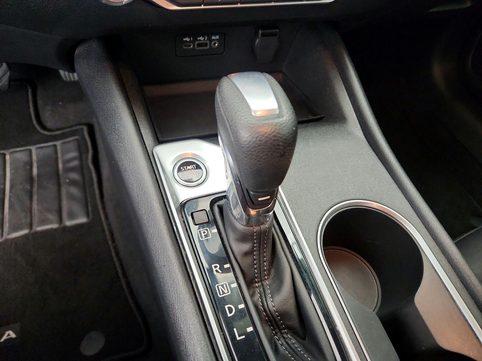 Thumbnail: 2022 Nissan Altima - 17