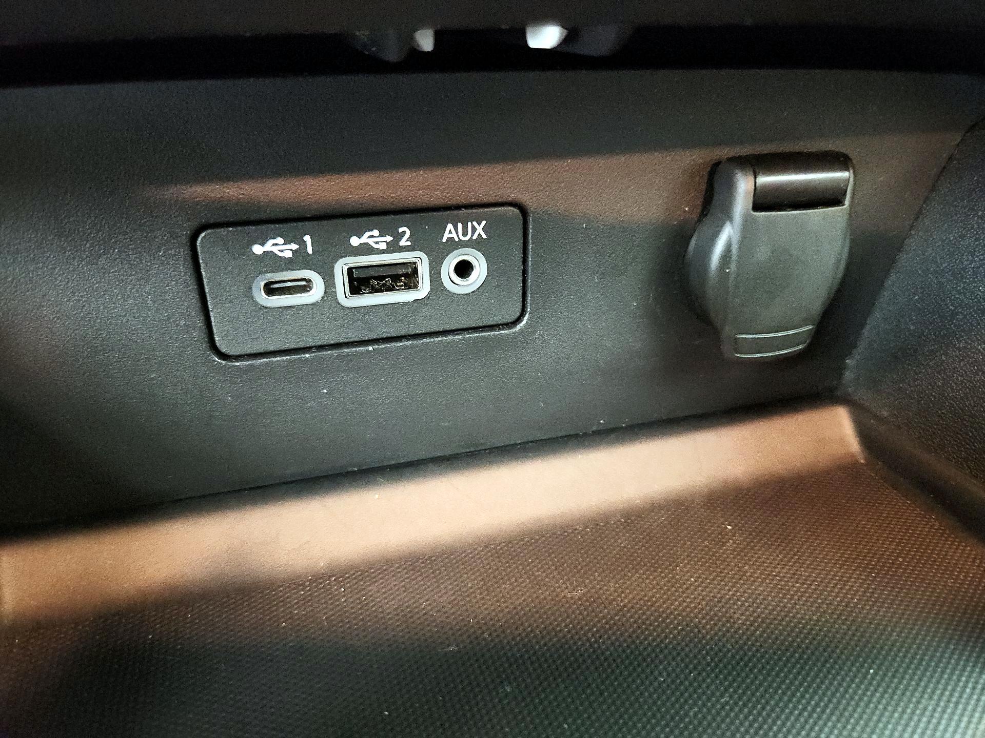 Thumbnail: 2022 Nissan Altima - 18