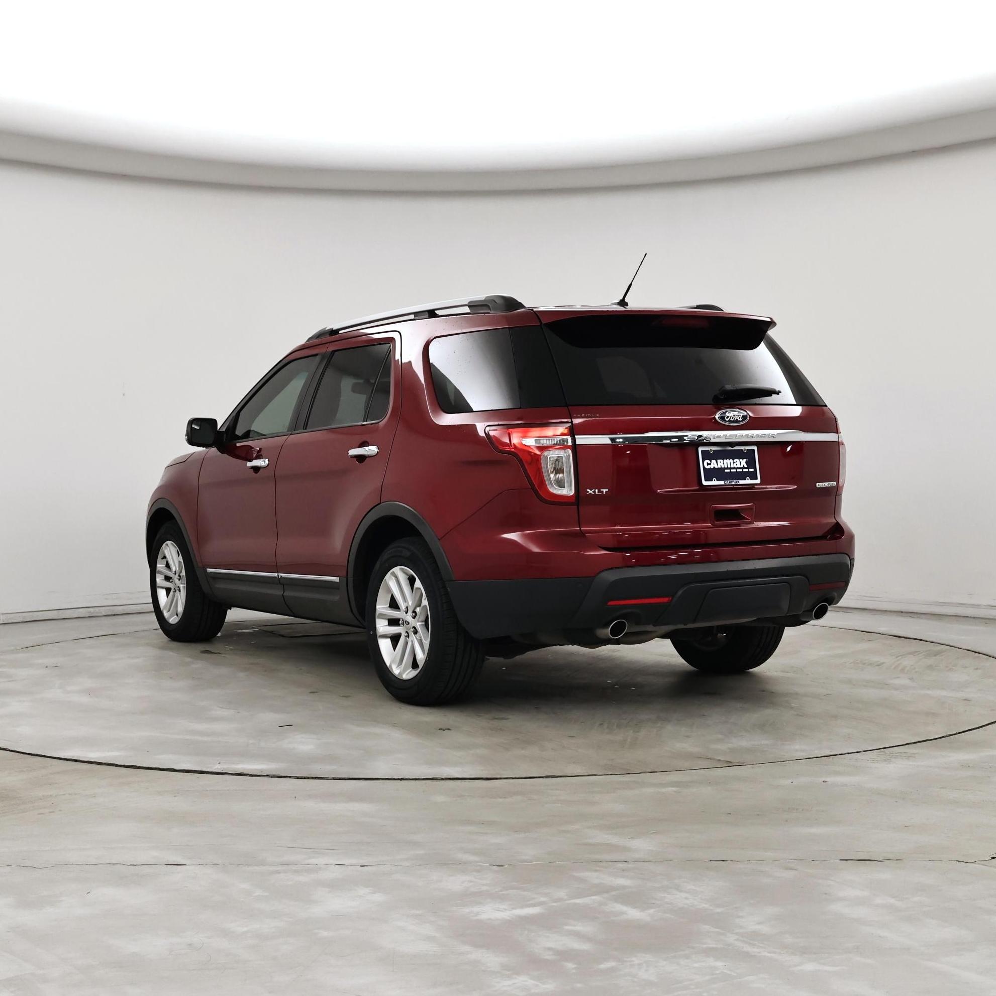 Thumbnail: 2015 Ford Explorer - 2